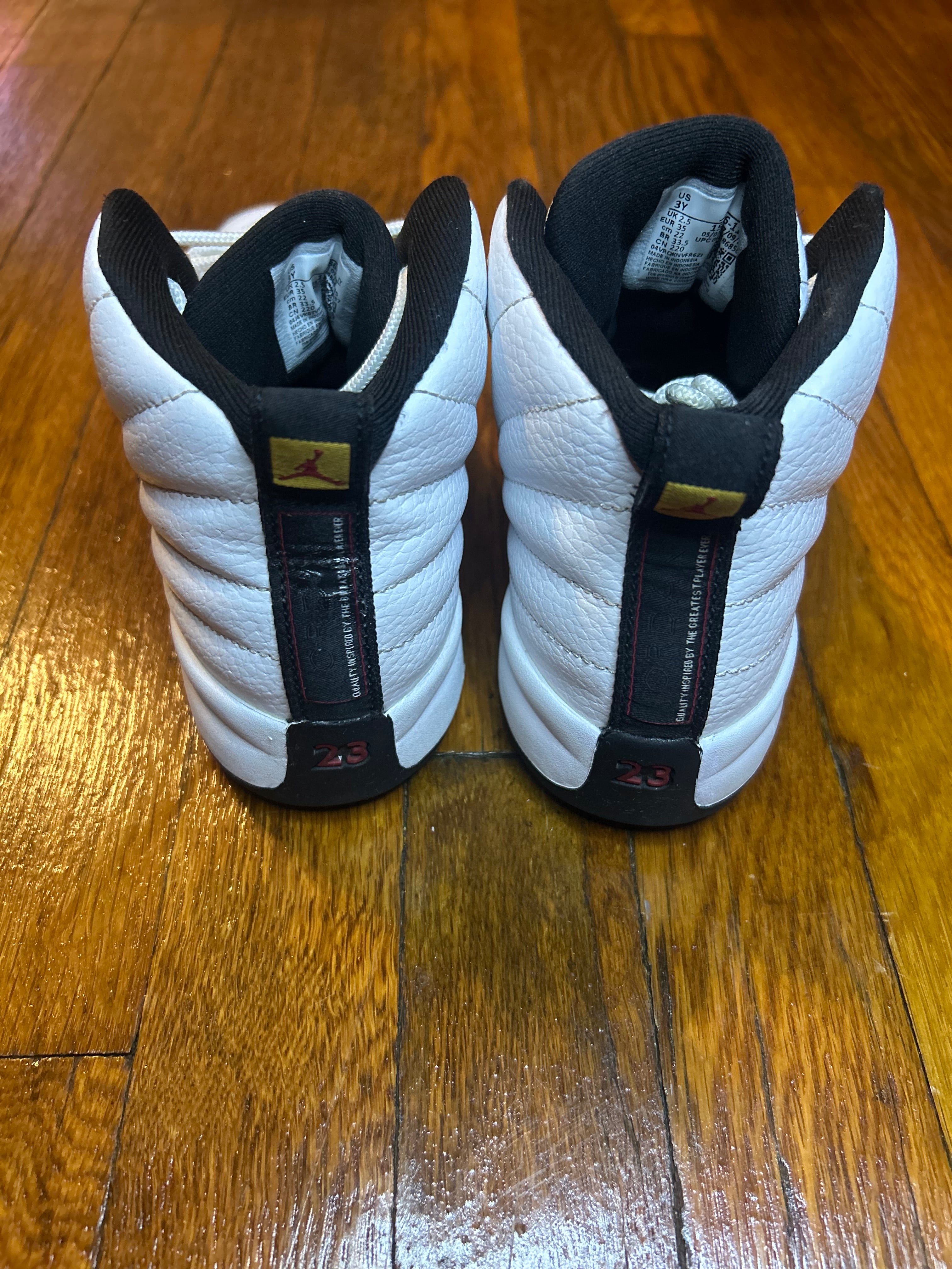 Jordan 12 Retro Taxi 2025 Size 3Y PS Boys Shoes