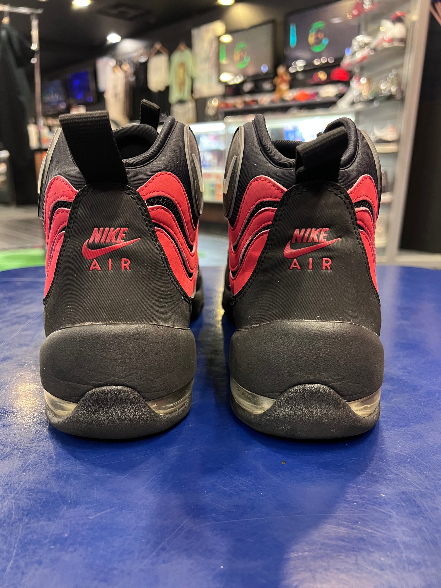 Nike Air Bakin Size 12