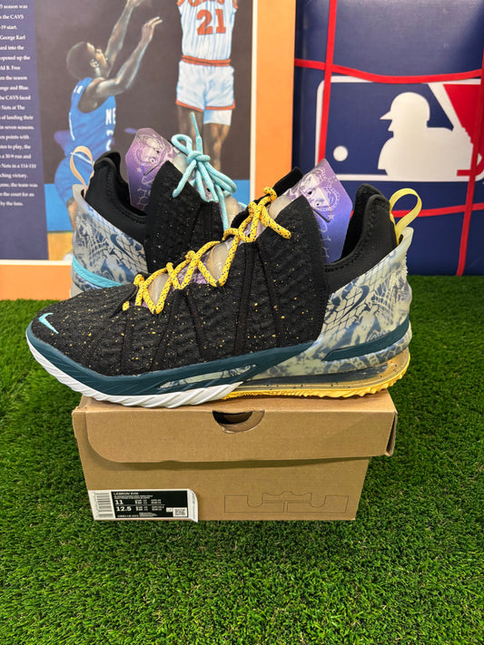 Nike LeBron 18 Reflections Size 11 Mens $225