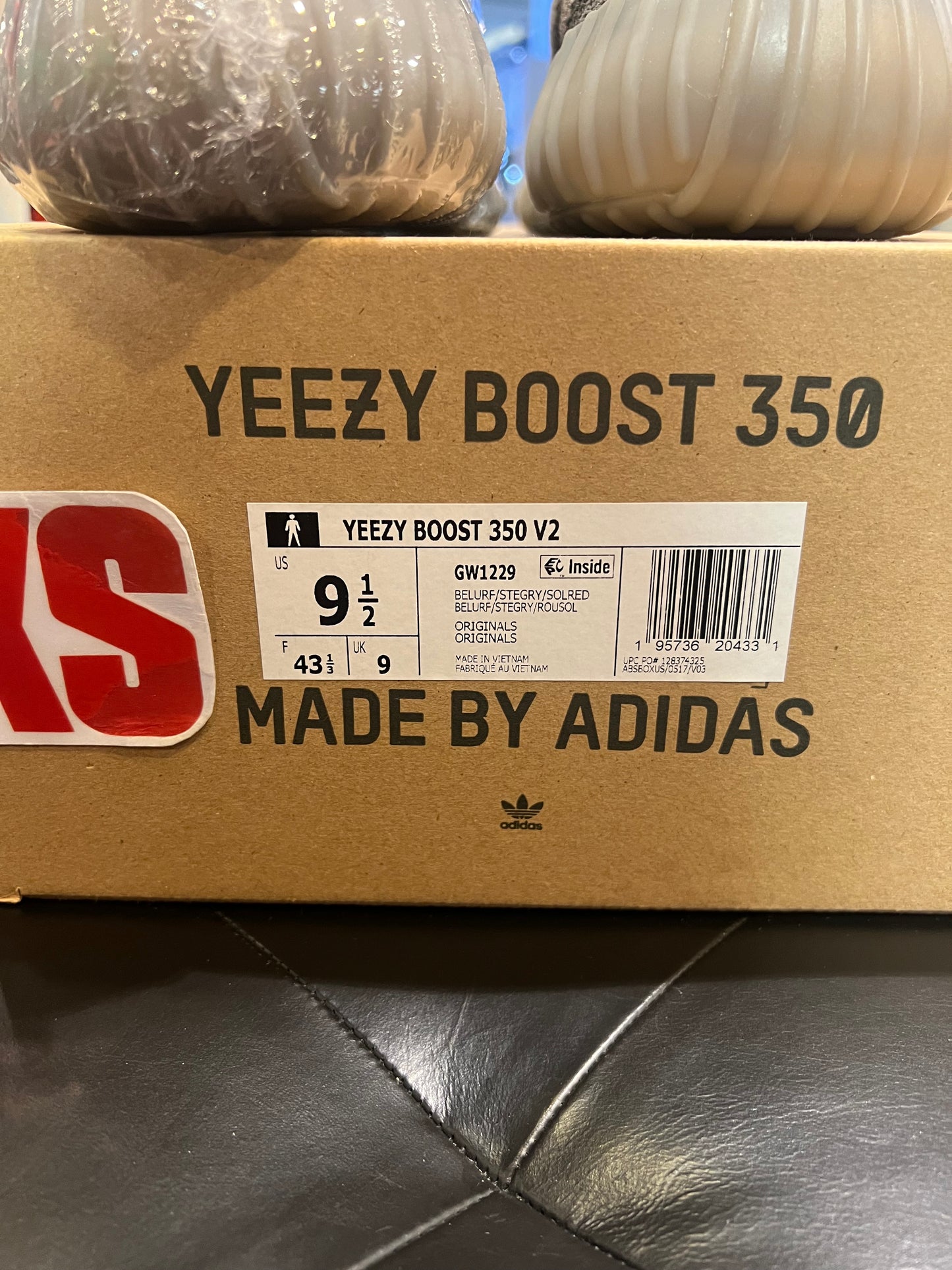 Men’s Adidas Yeezy 350v2 Beluga Brand New
