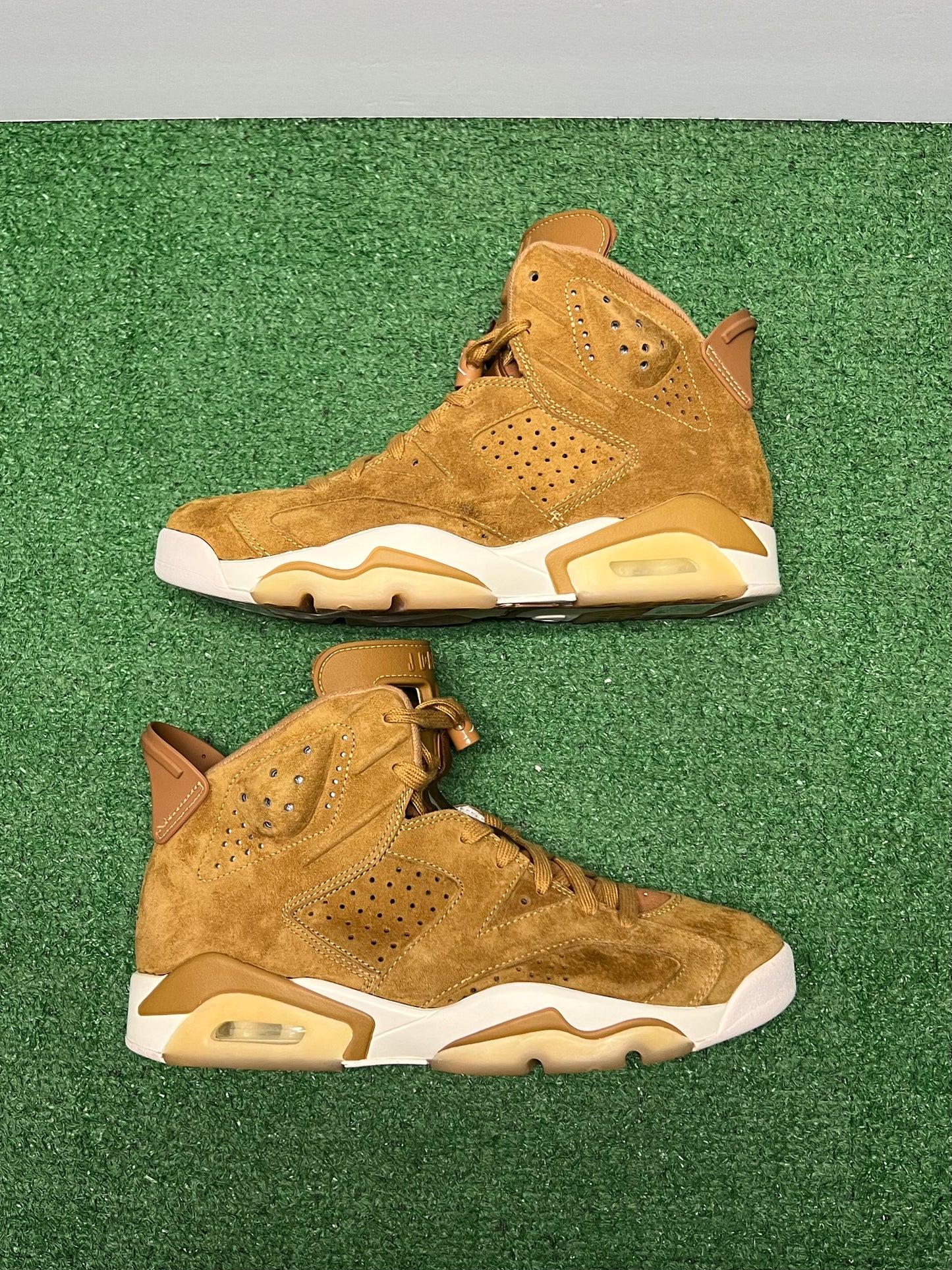 Men’s Air Jordan 6 Wheat Size 9