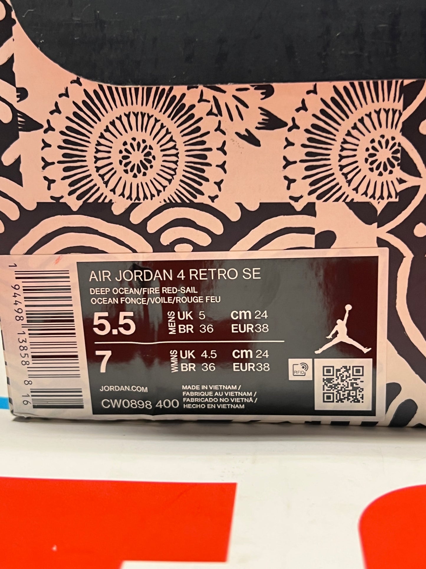 Gradeschool Air Jordan 4 Sashiko Brand New