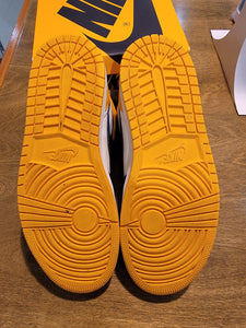 Men’s Pre Owned Air Jordan 1 Retro Yellow Toe Size 9.5