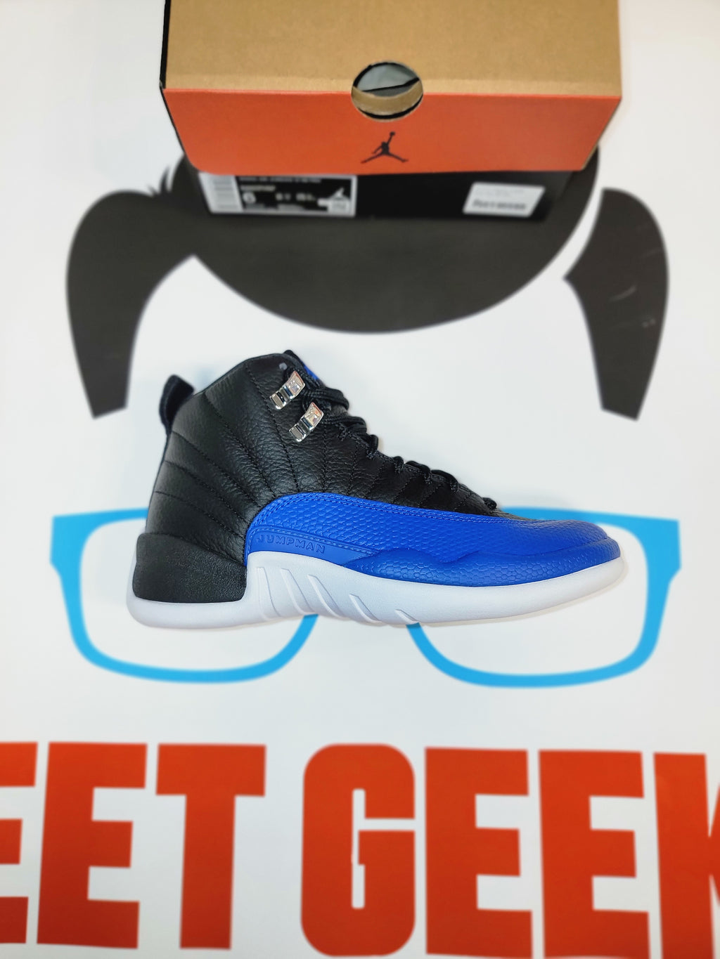 Womens Air Jordan 12 Retro Hyper Royal size 6W