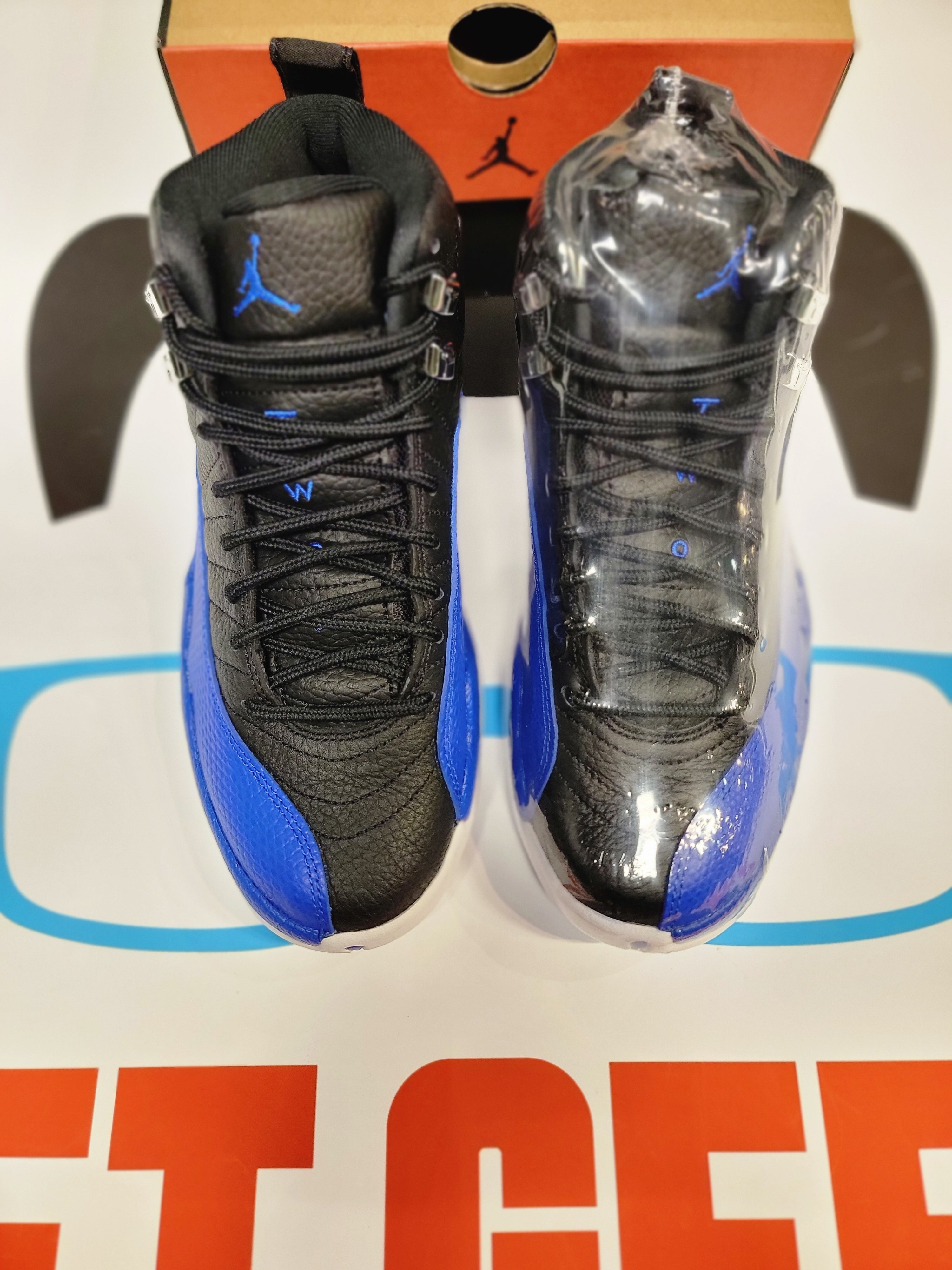 Womens Air Jordan 12 Retro Hyper Royal size 6W