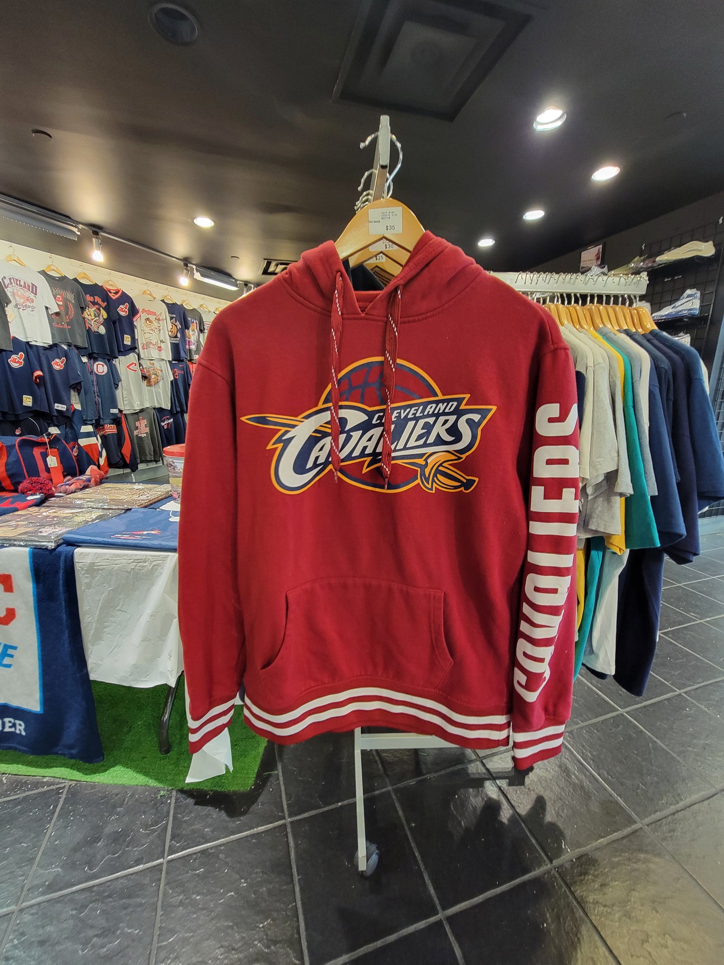 Cavs Wine Hoodie Size Medium