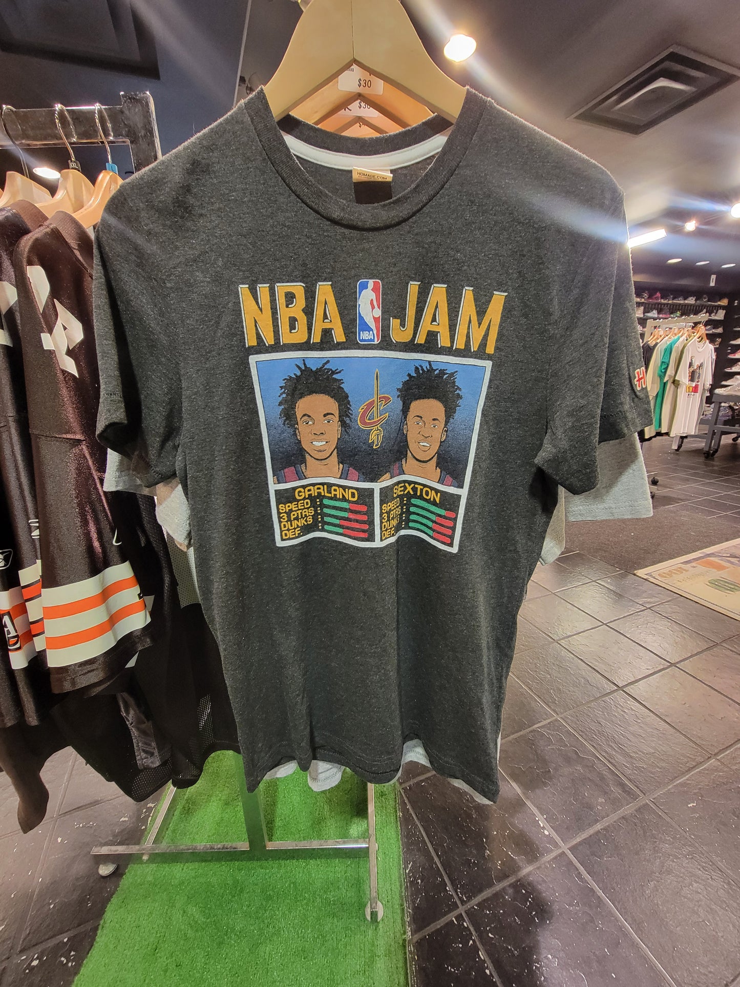 Cavs NBA JAM Tee Size Small