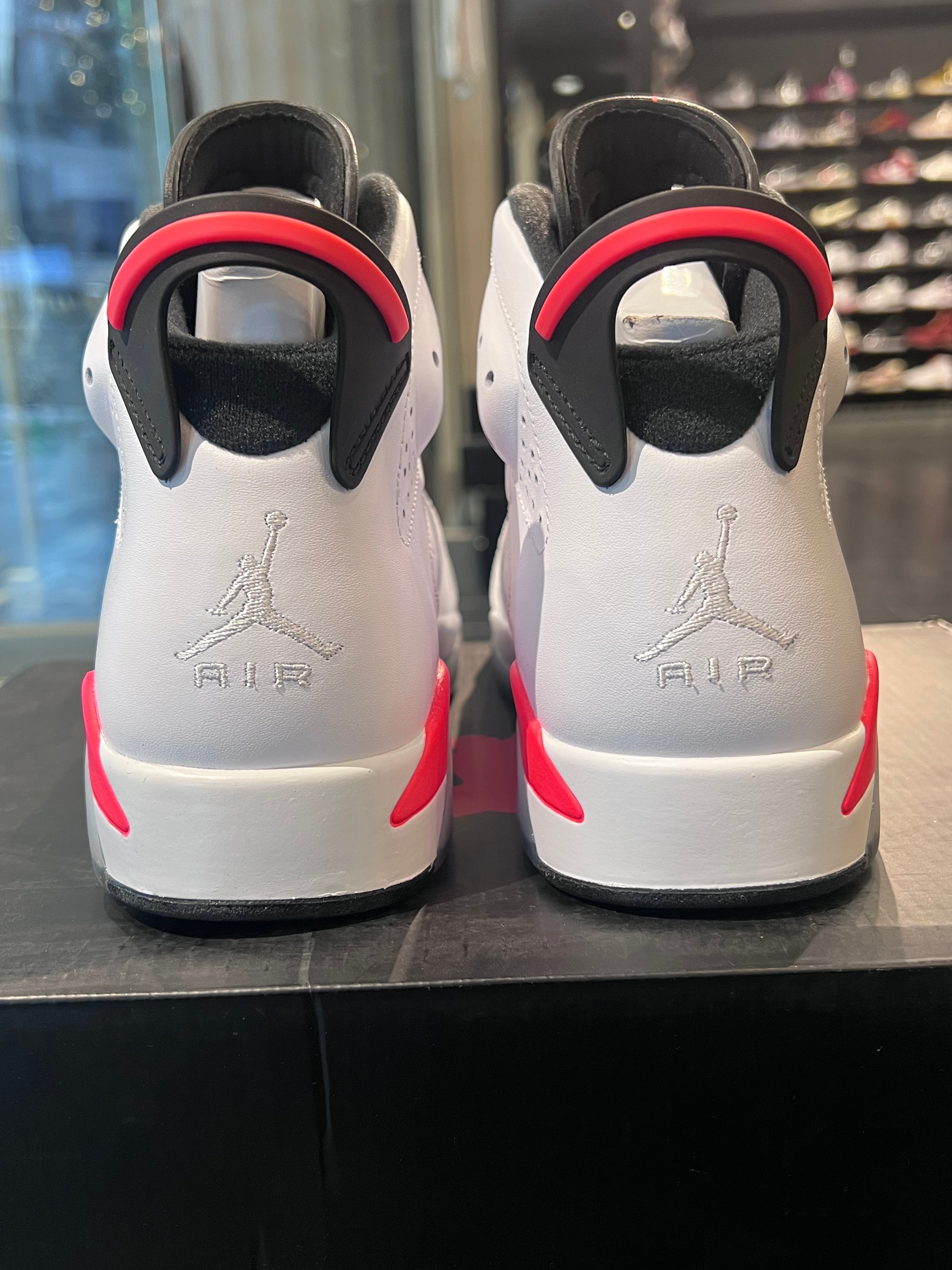 Men’s Air Jordan 6 Infrared Size 8