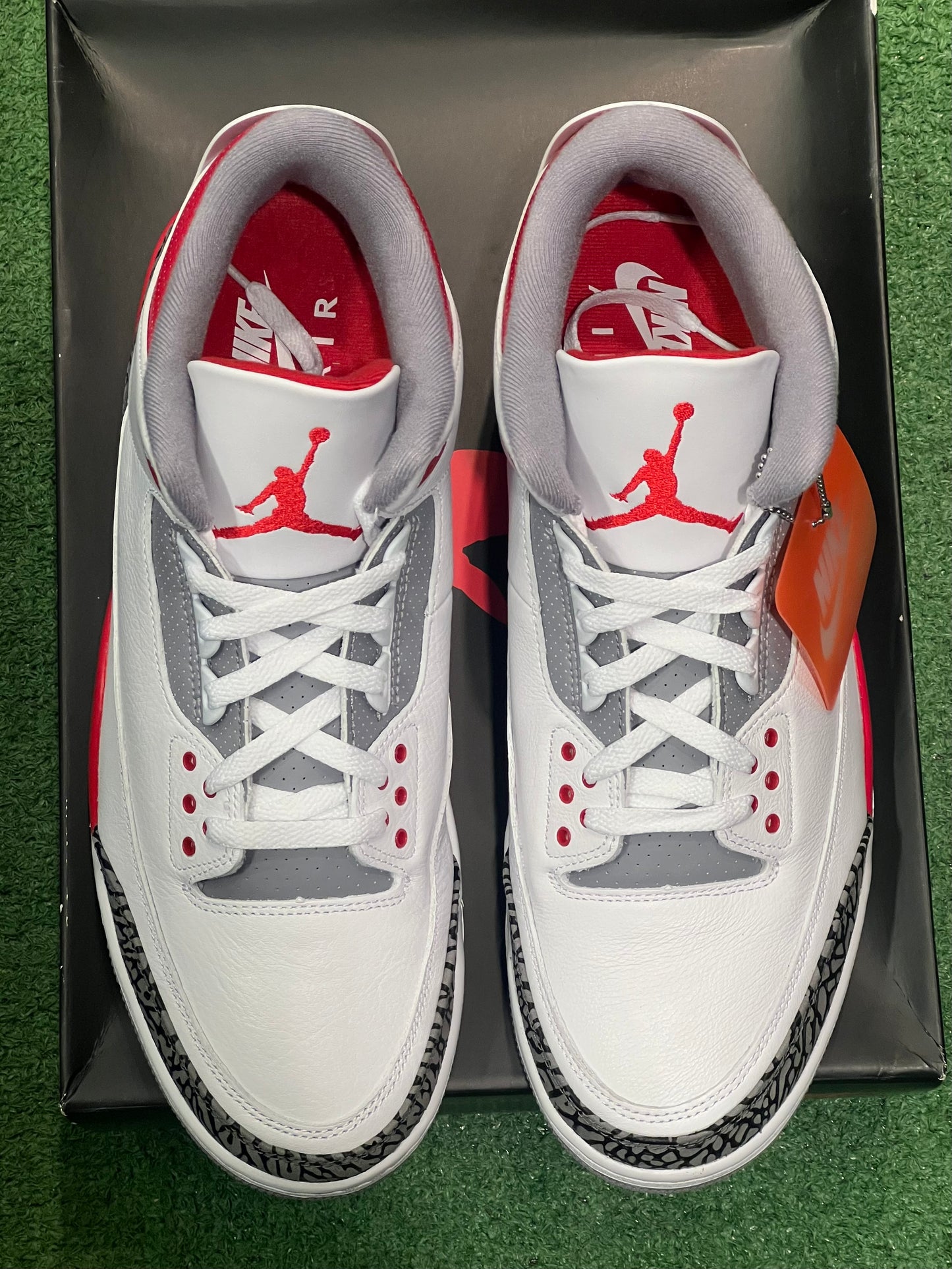 Men’s Air Jordan 3 Fire Red Size 13 Shoes Brand New