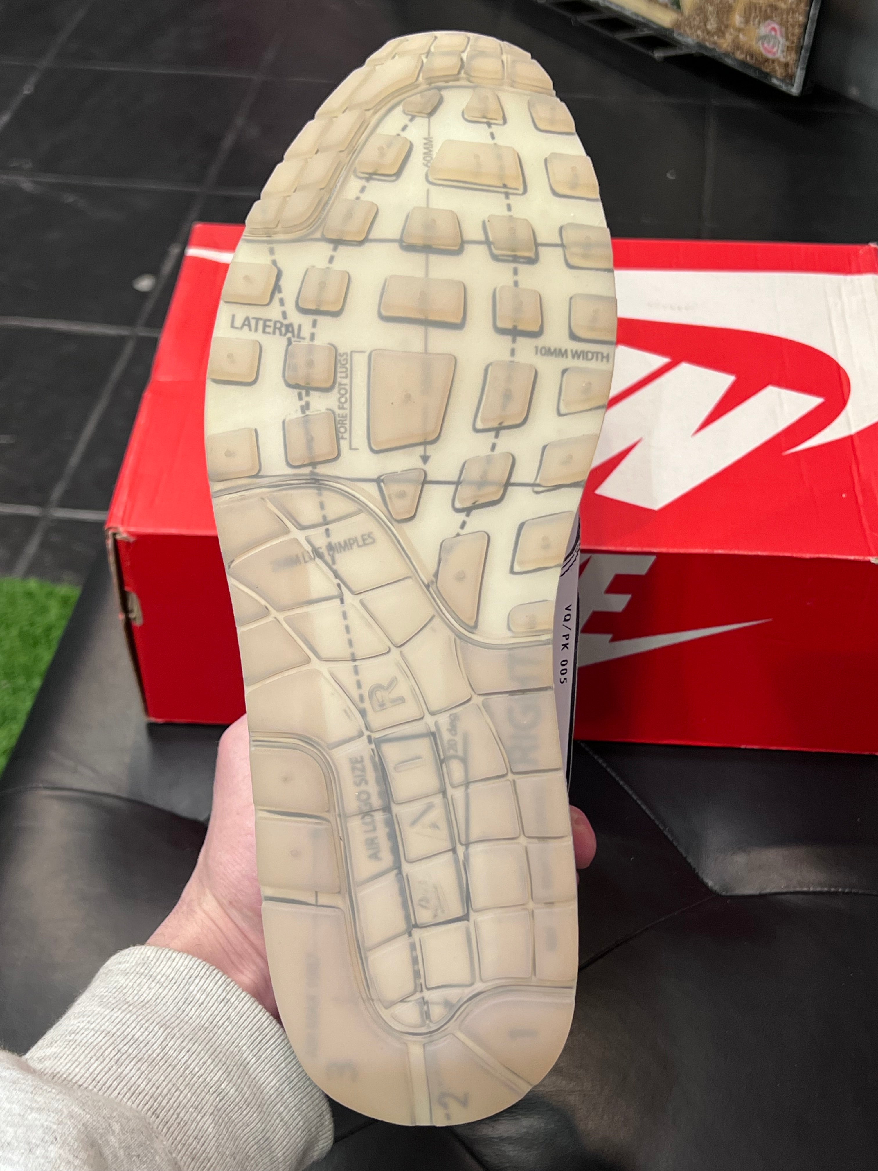 Men’s Air Max 1 Sketch Brand New