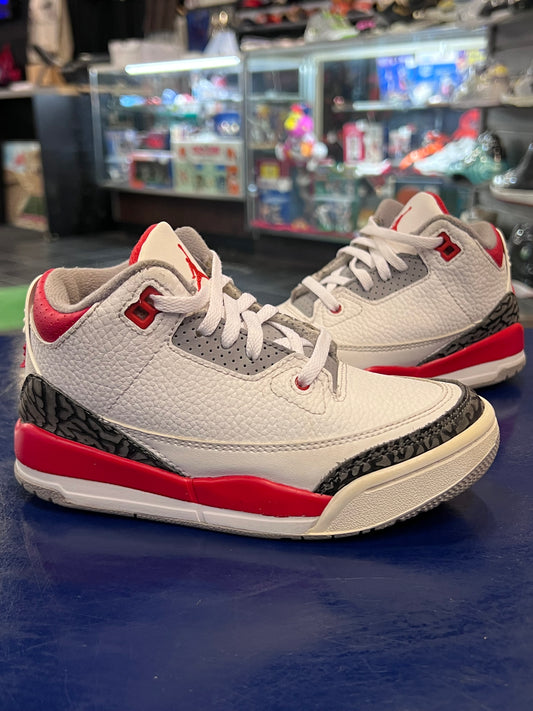 Kids Air Jordan 3 Fire Red Size 12.5c