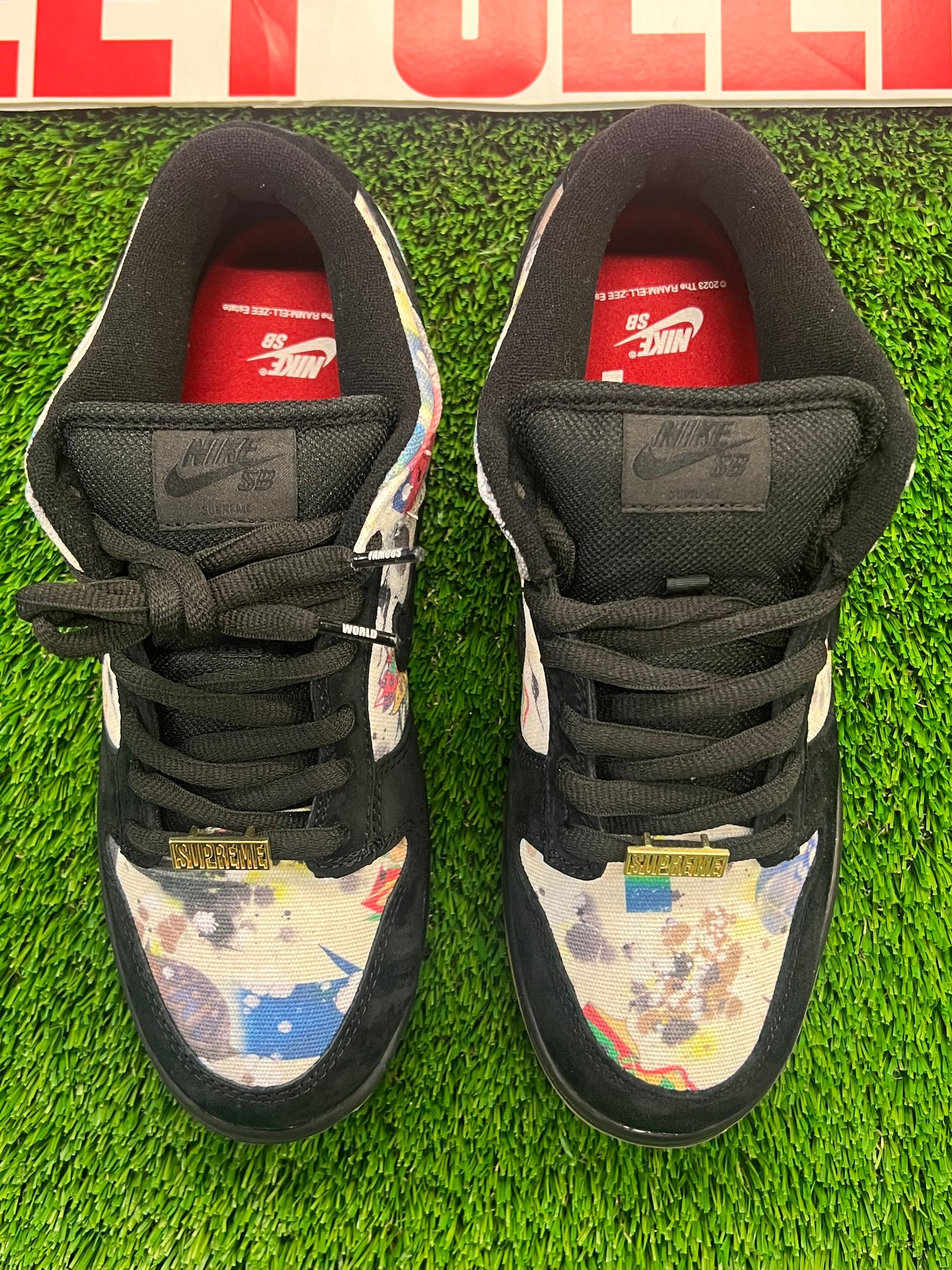 Men’s Nike Supreme SB Dunk Low Rammellzee Brand New Shoes