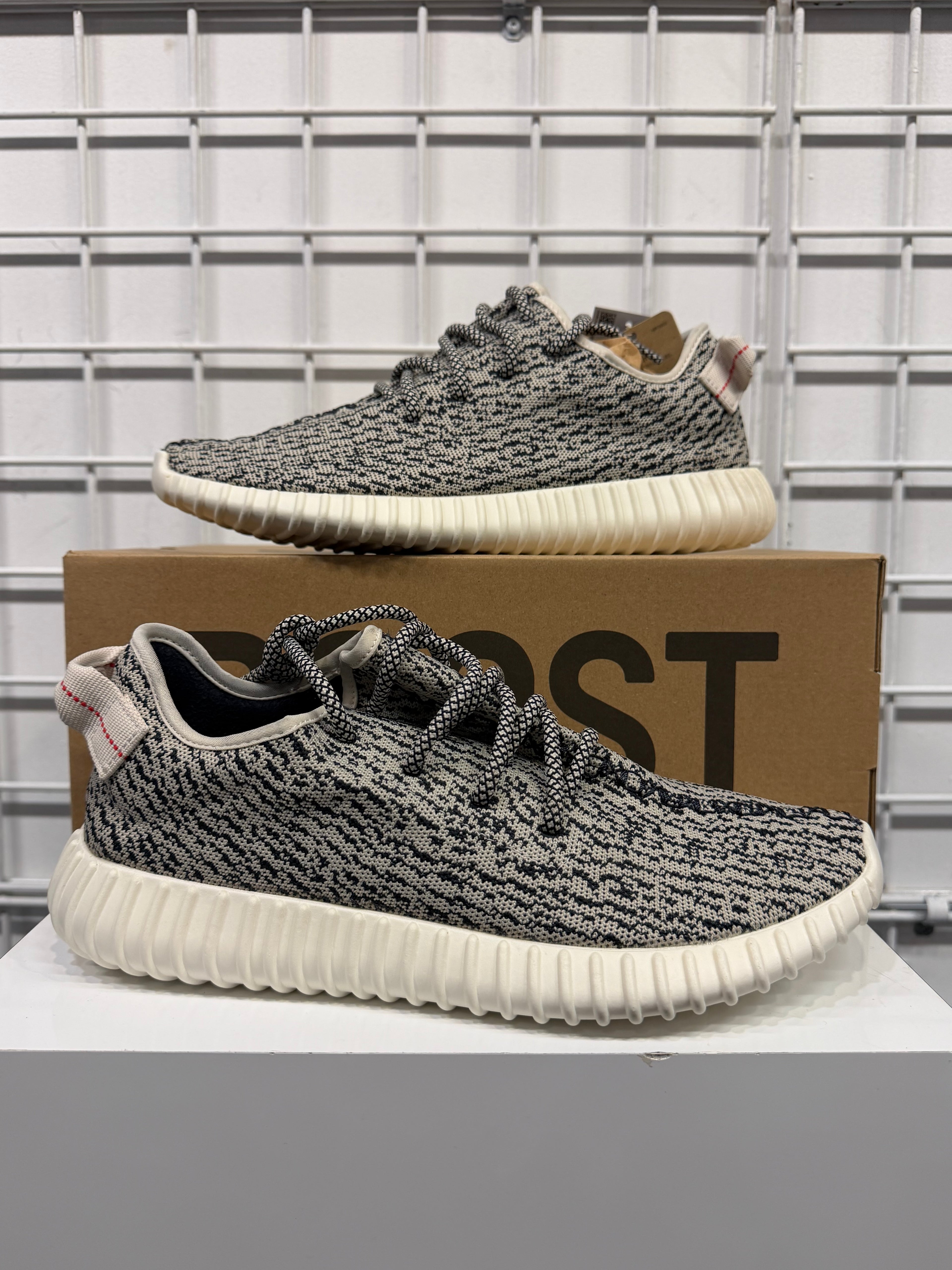 Adidas Yeezy 350 Turtle Dove Size 9.5 Men’s Shoes