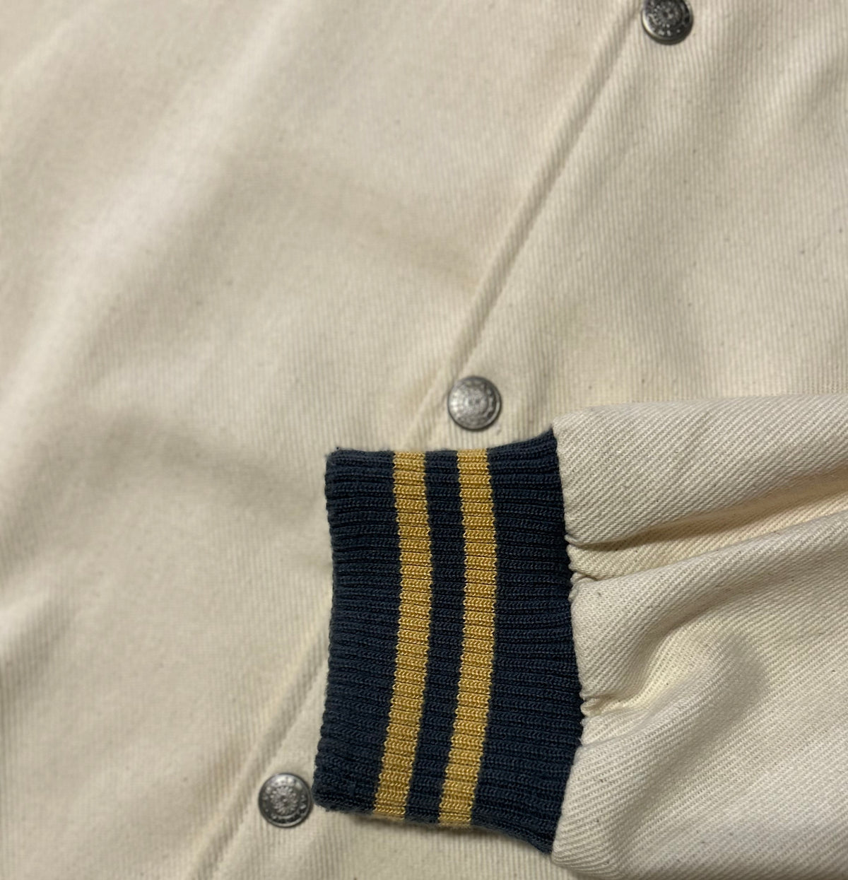 Vintage 90s Antigua Sport Cleveland Indians Cream Varsity Jacket - Size XXL - 27.5x30.5