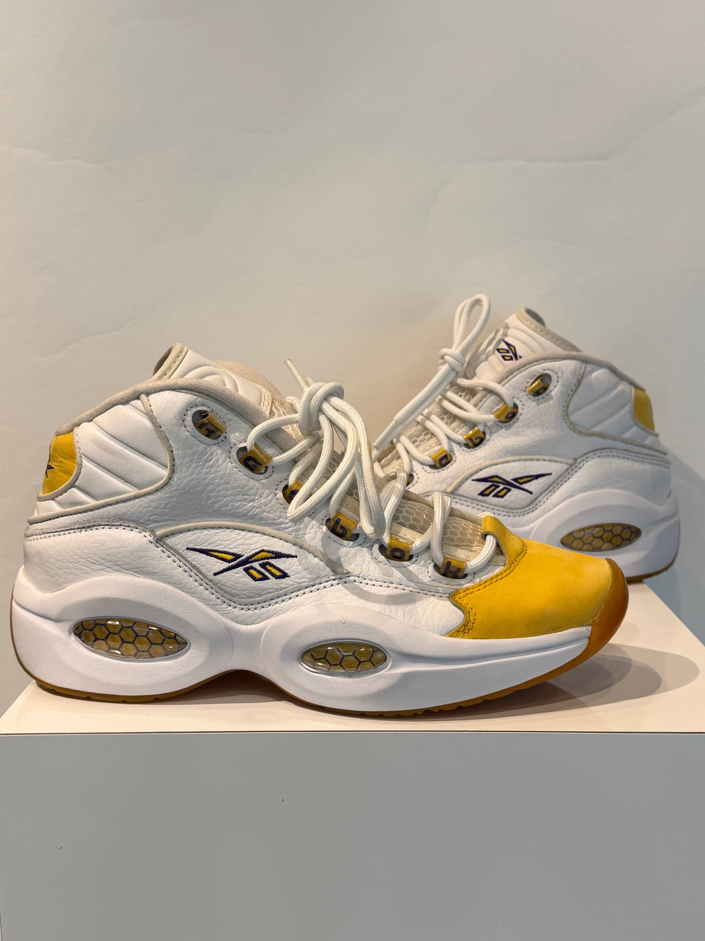Reebok Question Allen Iverson Lakers Size 8 Men’s Shoes