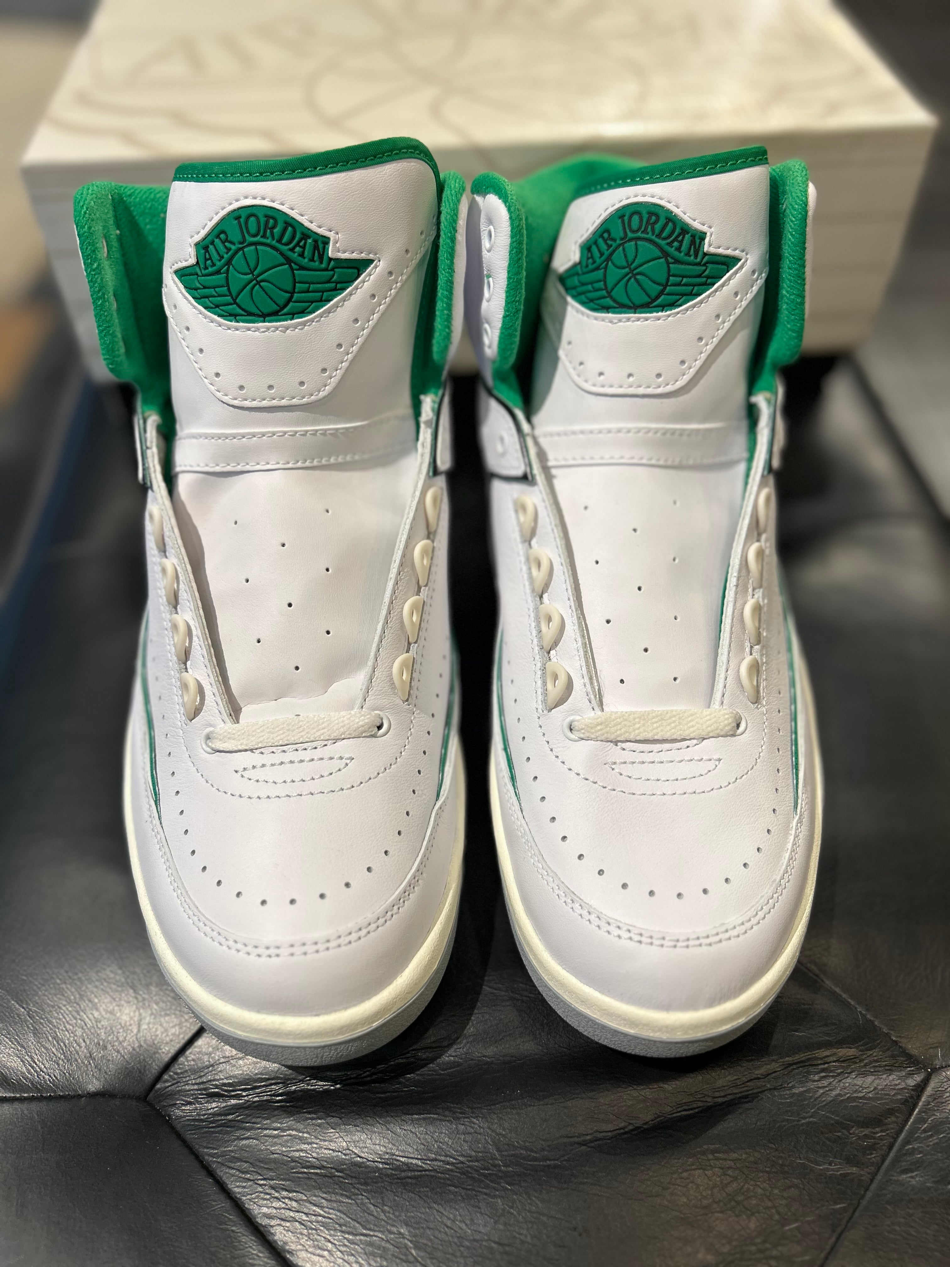 Air Jordan 2 Lucky Green Size 10 Men’s Shoes