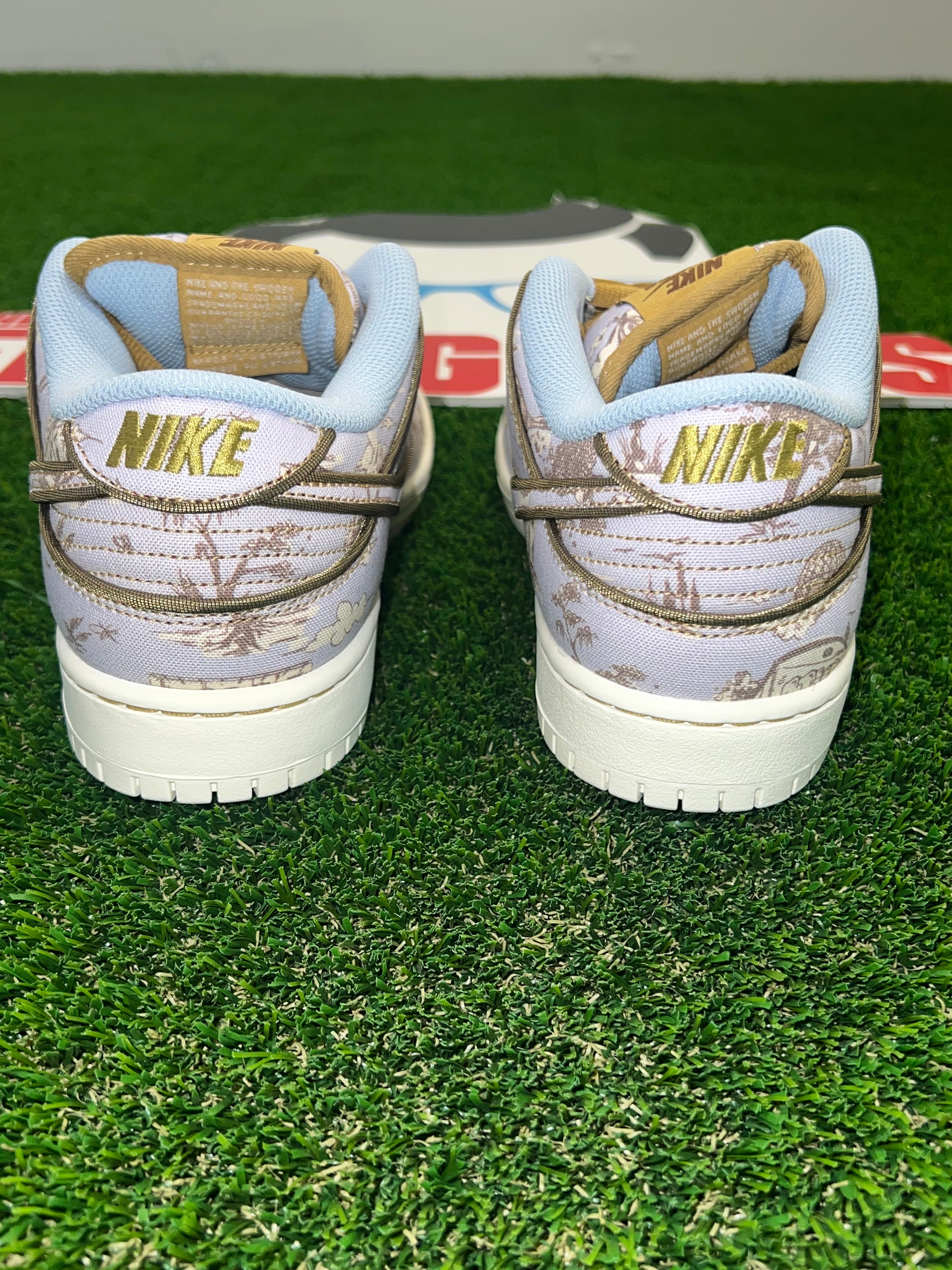 Men’s Nike SB Dunk Low Pro City of Style Brand New Shoes