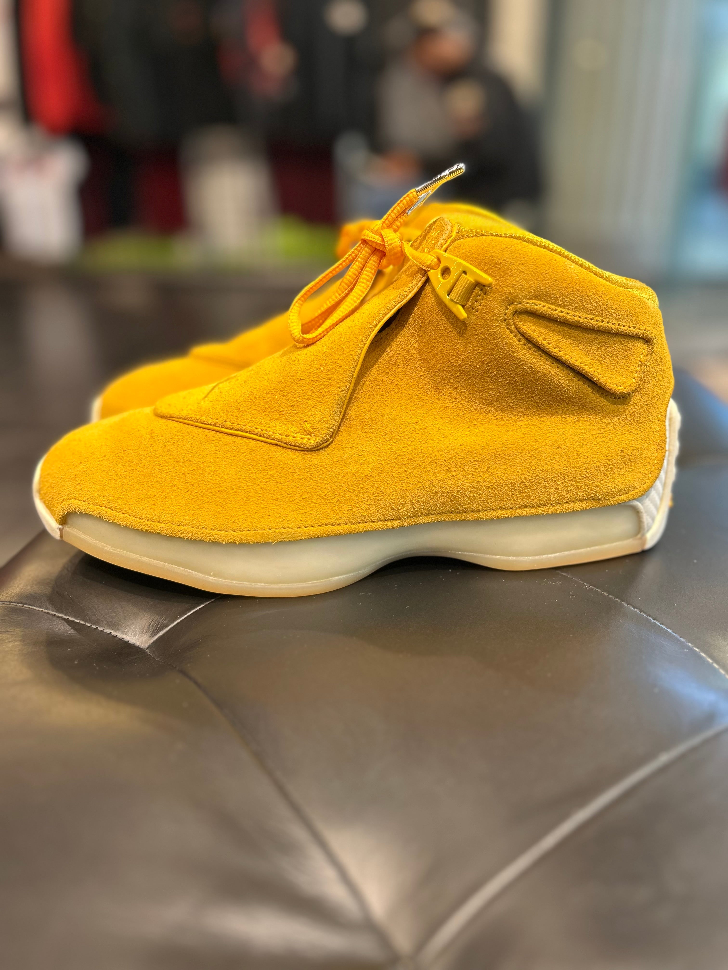 Air Jordan 18 Retro Yellow Ochre Size 8.5 Men's Shoes