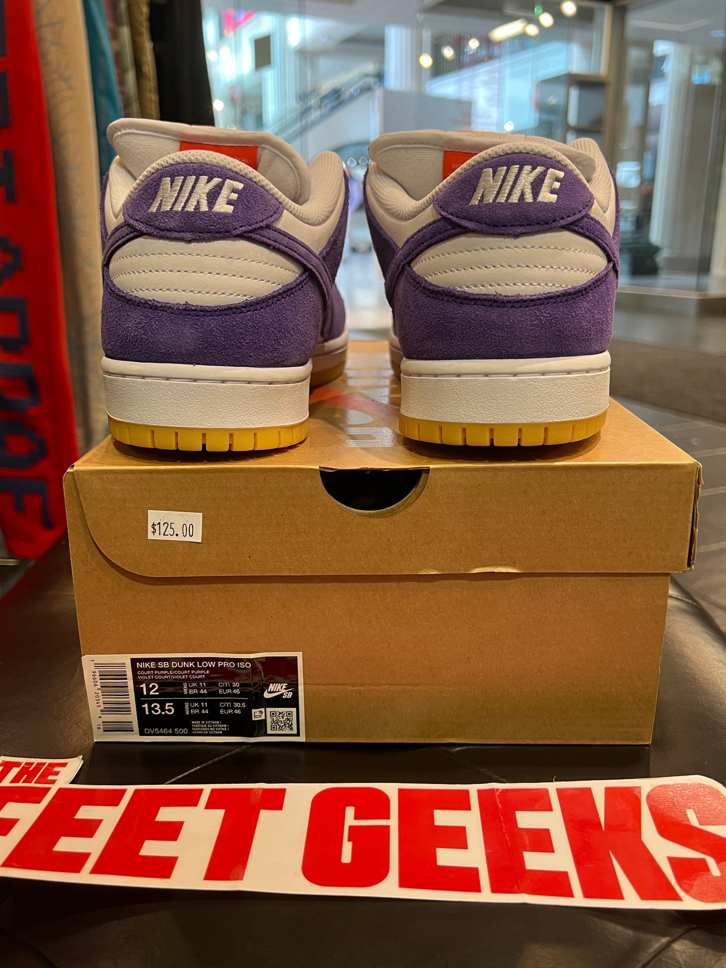 Men’s Nike SB Dunk Low Court Purple Brand New