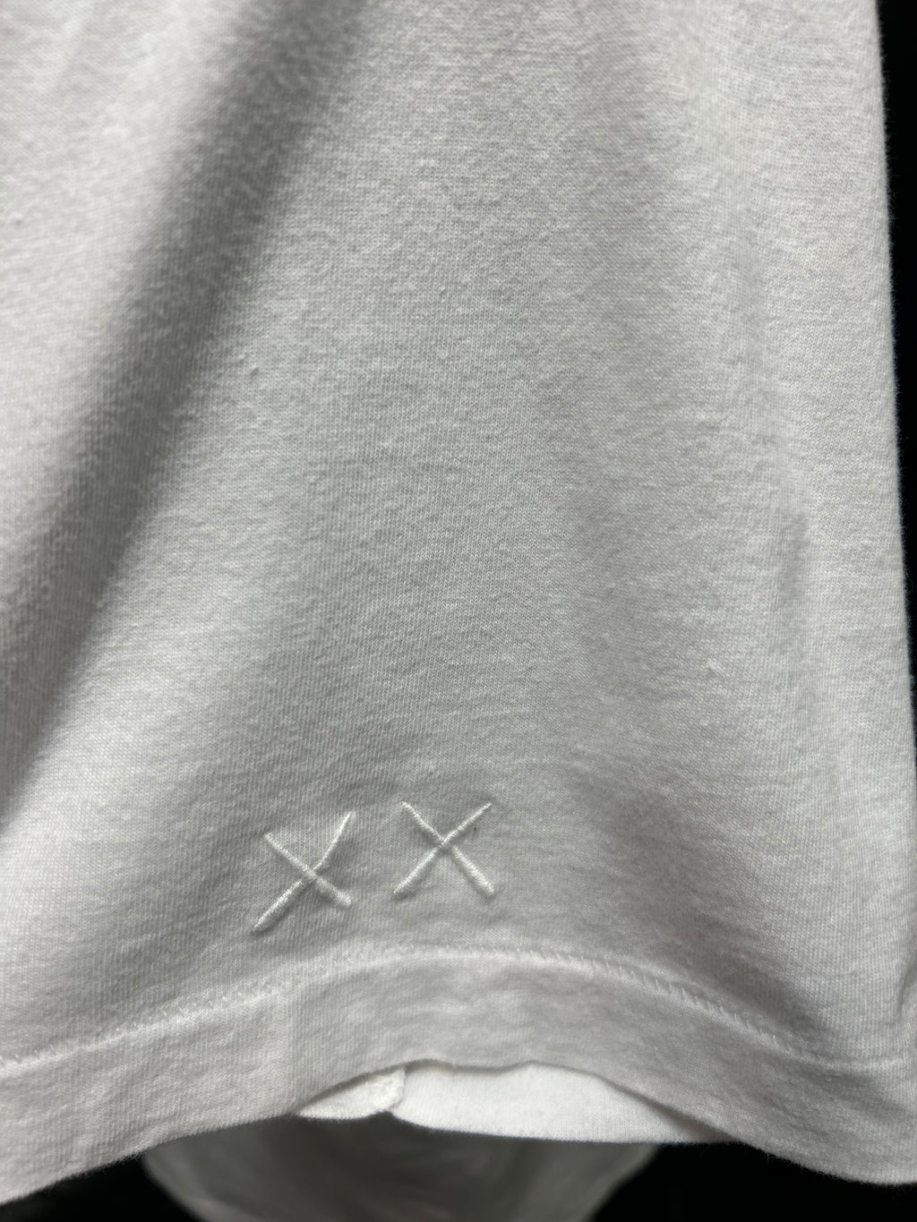 Kaws Uniqlo T-Shirt Size XXL Men’s