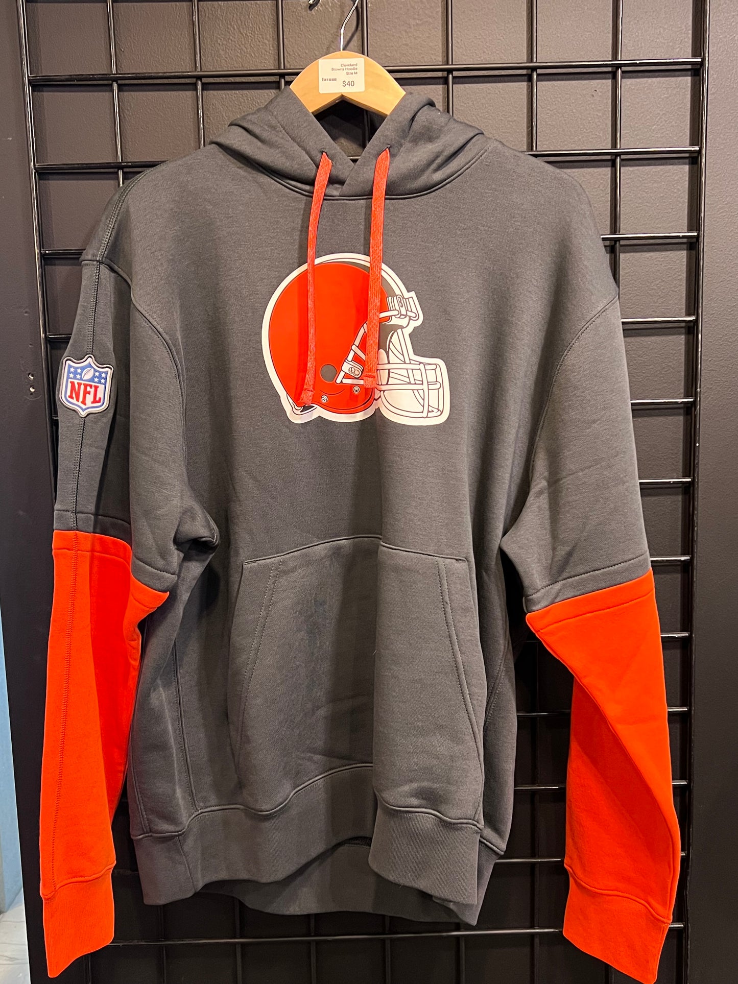 Men’s Cleveland Browns Hoodie Size M