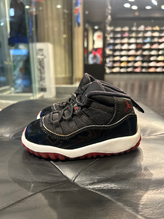 Air Jordan 11 Bred size 7c Kids Shoes