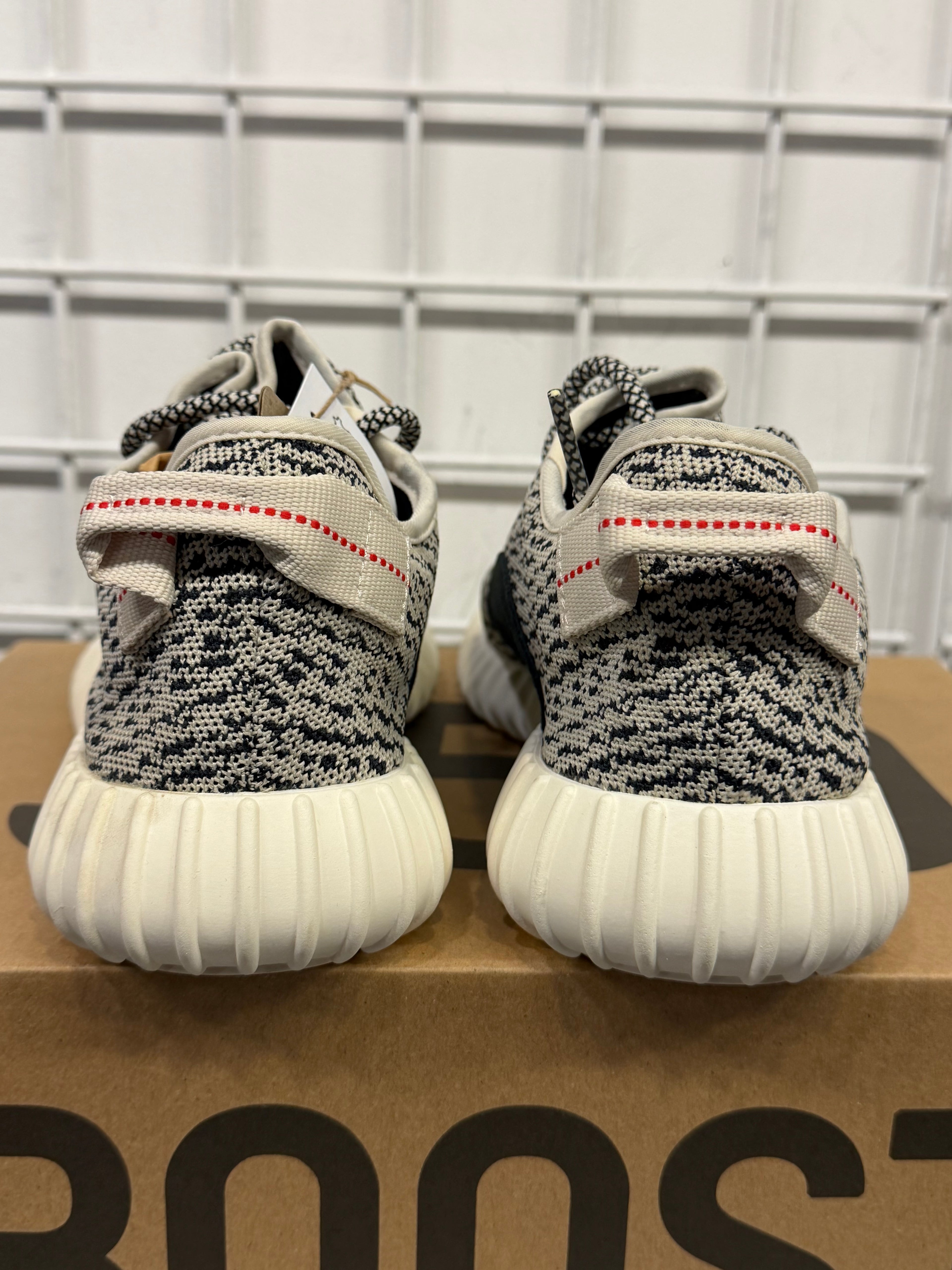 Adidas Yeezy 350 Turtle Dove Size 9.5 Men’s Shoes