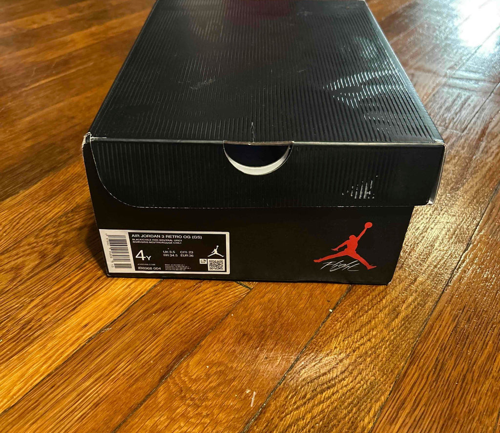 Air Jordan 3 Retro OG GS Rare Air Black Blue Cement Grey IB8968-004 Size 4Y