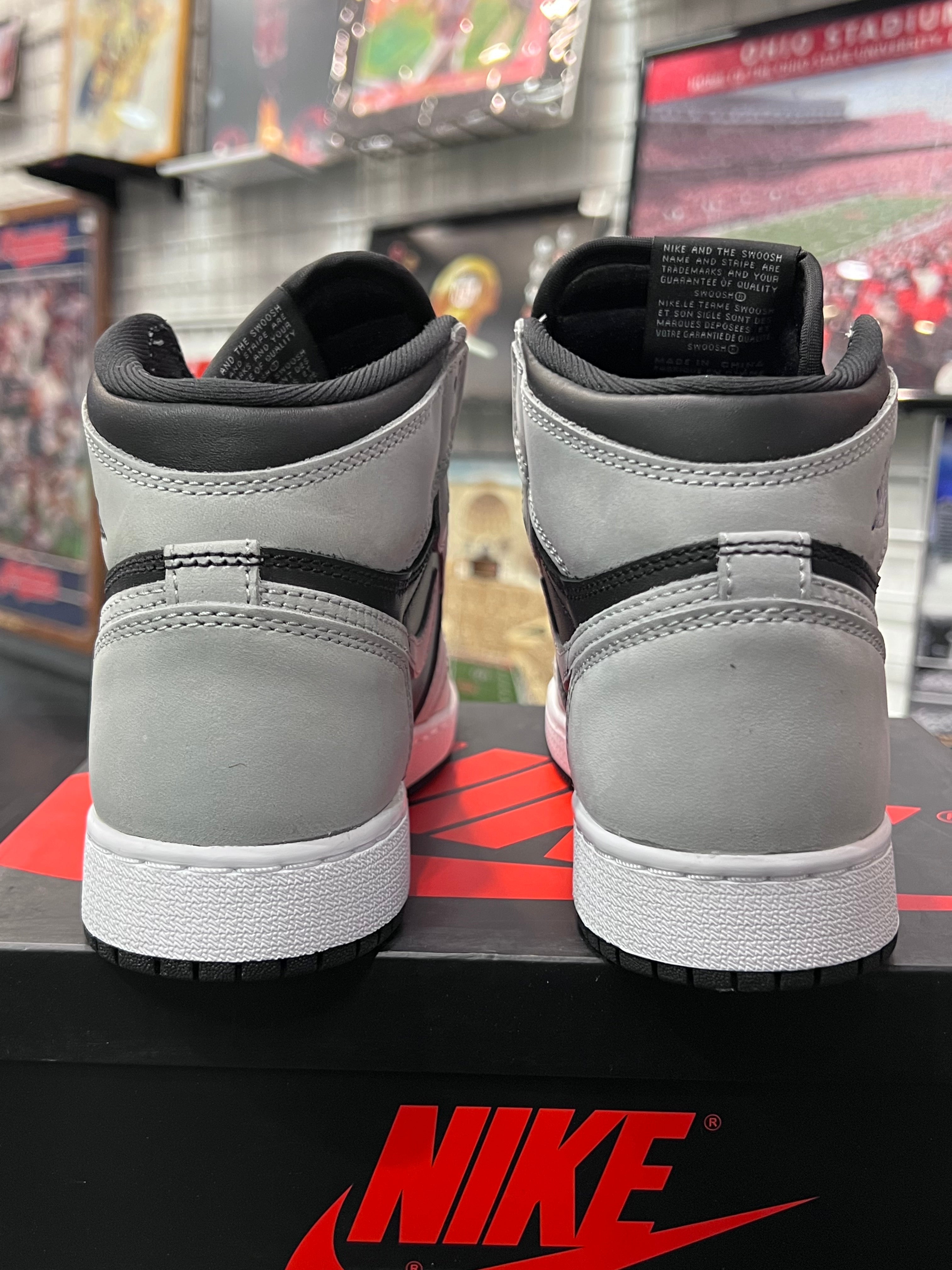 Gradeschool Air Jordan 1 Shadow 2.0 Size 4y