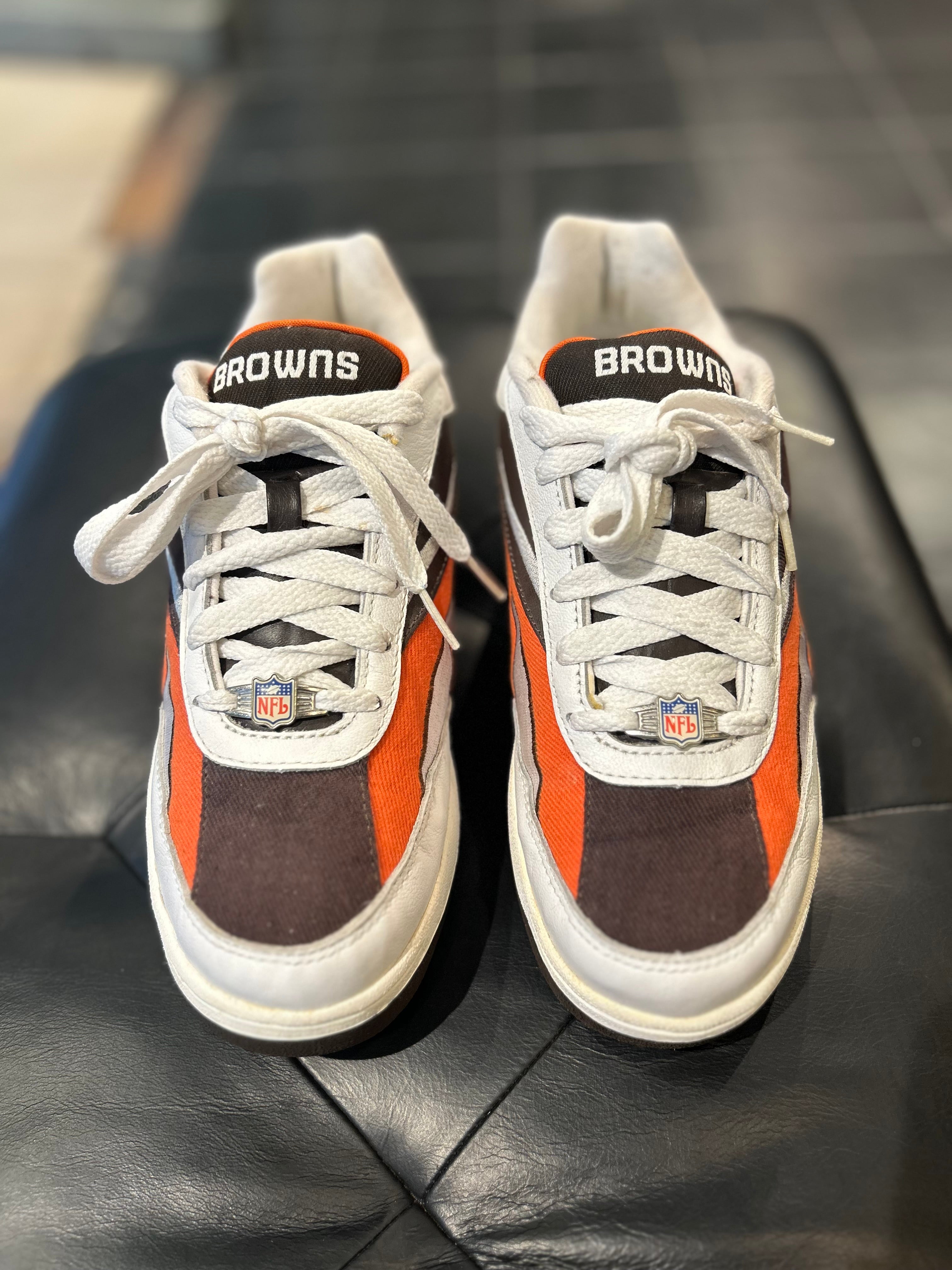 Reebok NFL Cleveland Browns Retro Low Top Size 8.5