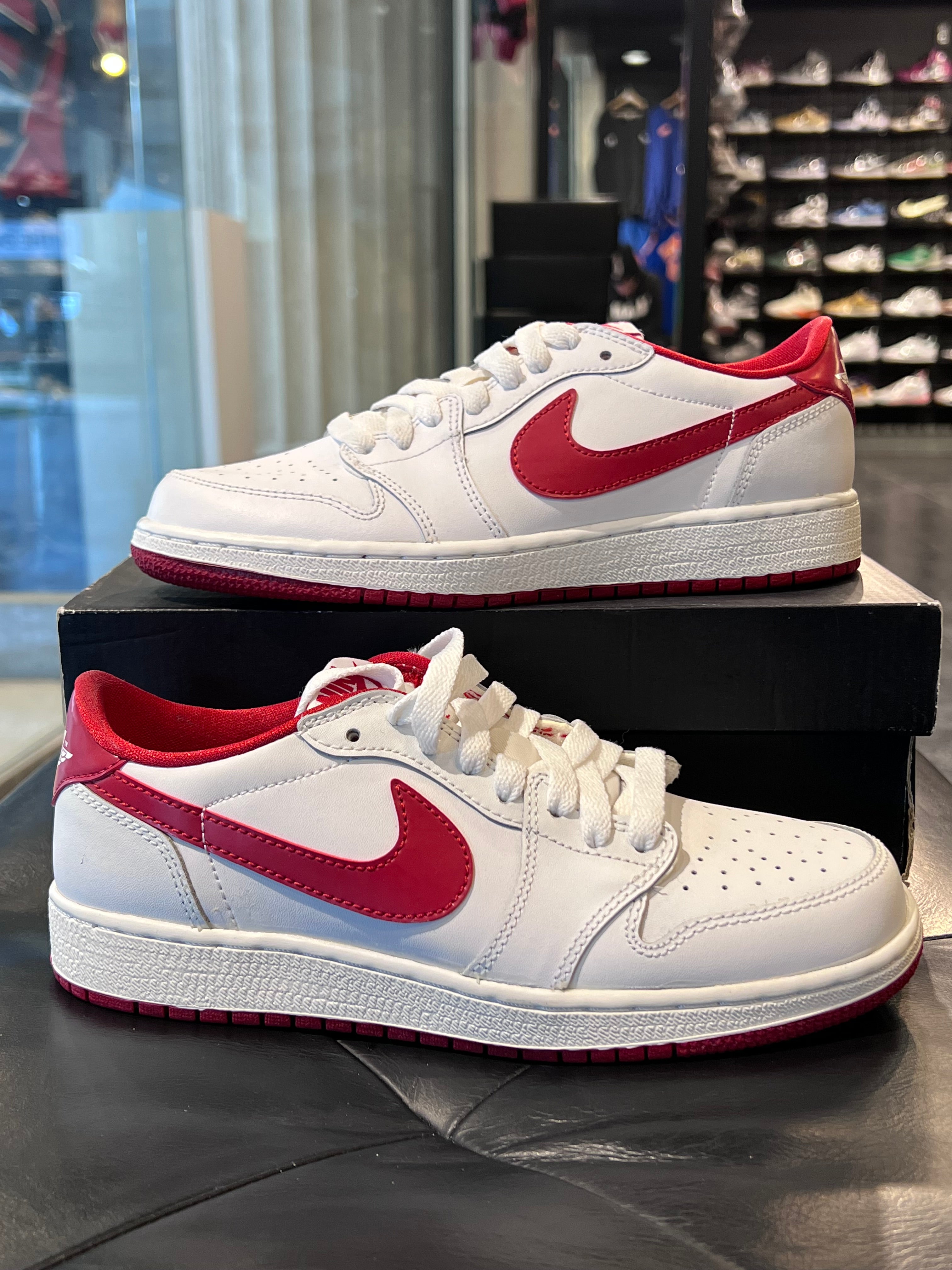 Gradeschool Air Jordan 1 Low White/ Varsity Red Size 4.5y