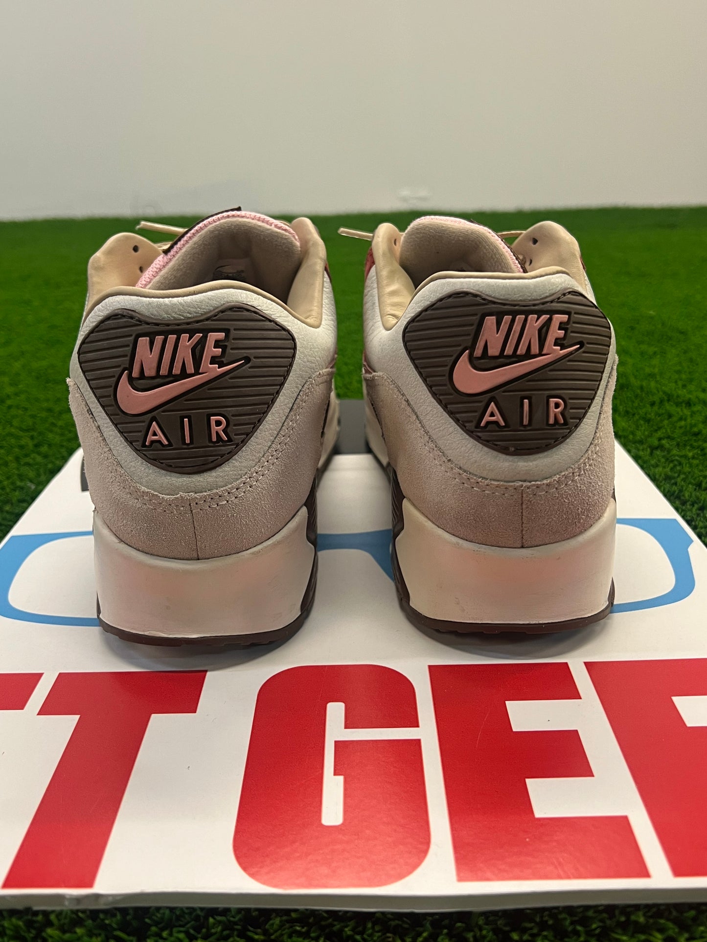 Men’s Nike Air Max 90 Bacon Pre-Owned No Box