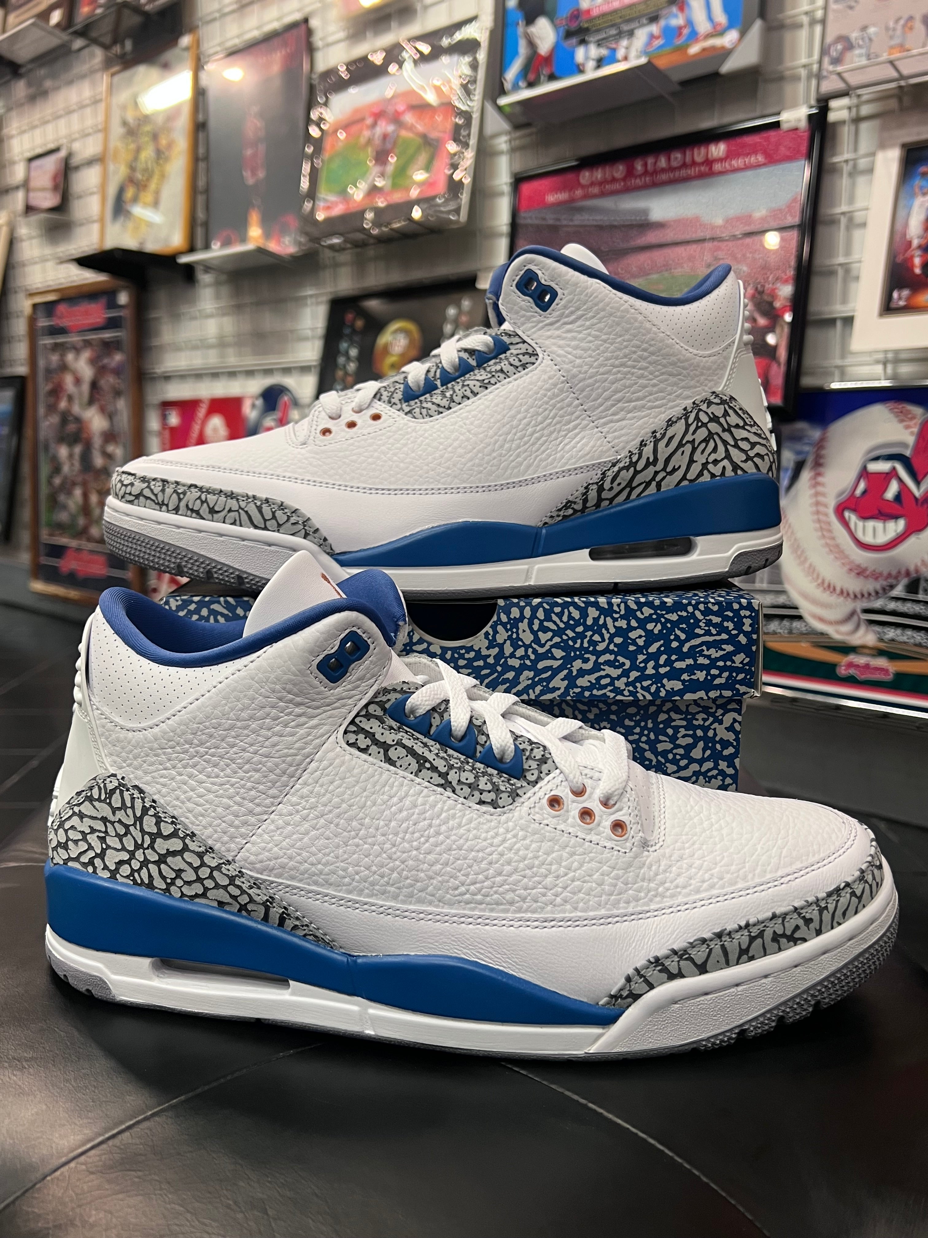 Men’s Air Jordan 3 Wizards Size 12 Shoes