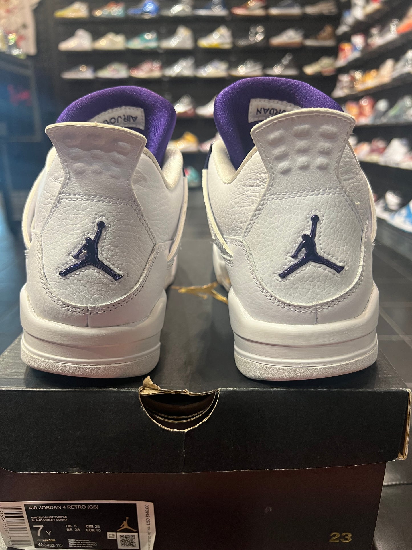 Gradeschool Air Jordan 4 Metallic Purple Size 7 Shoes Pre-Owned