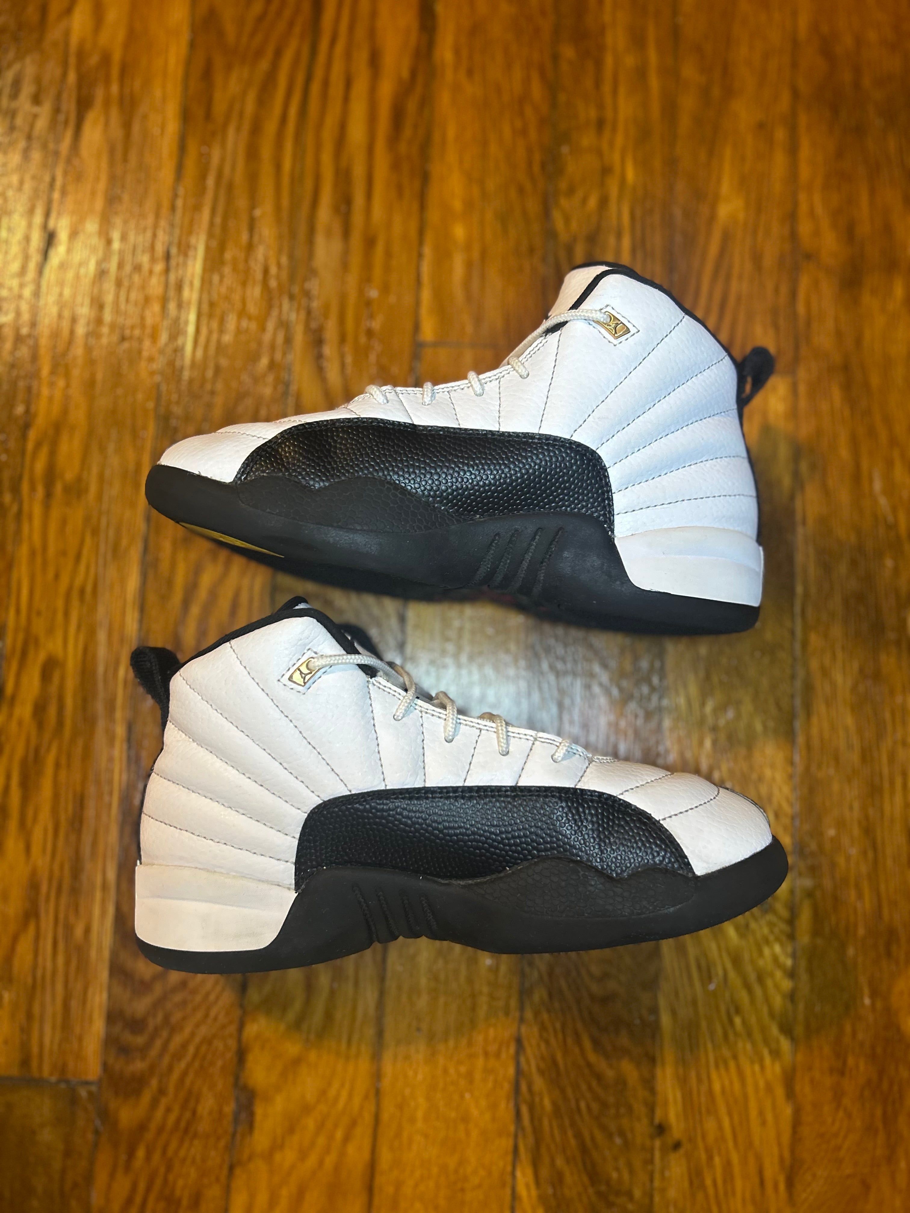 Jordan 12 Retro Taxi 2025 Size 3Y PS Boys Shoes
