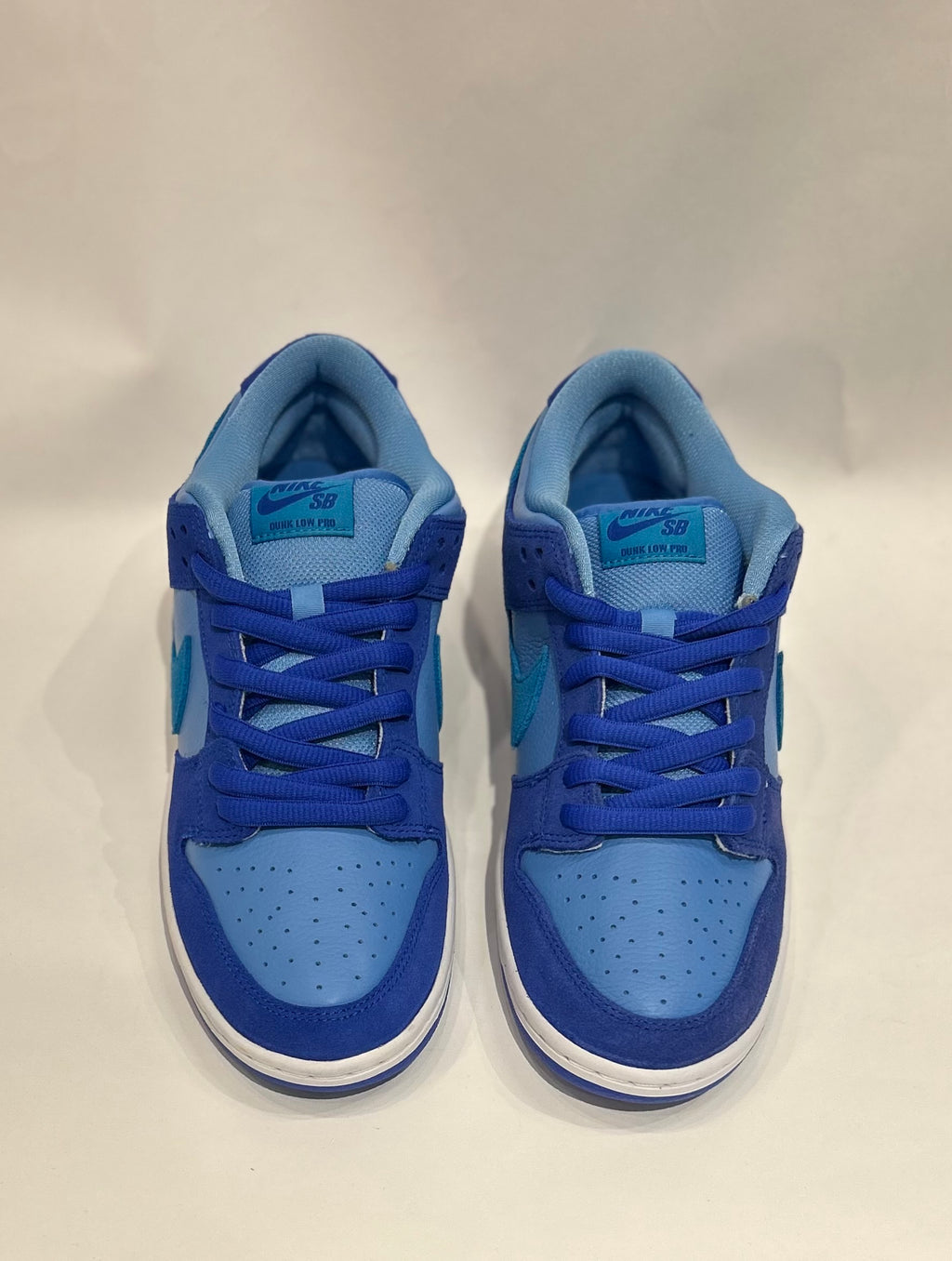 Nike SB Dunk Low Blue Raspberry Size 8.5