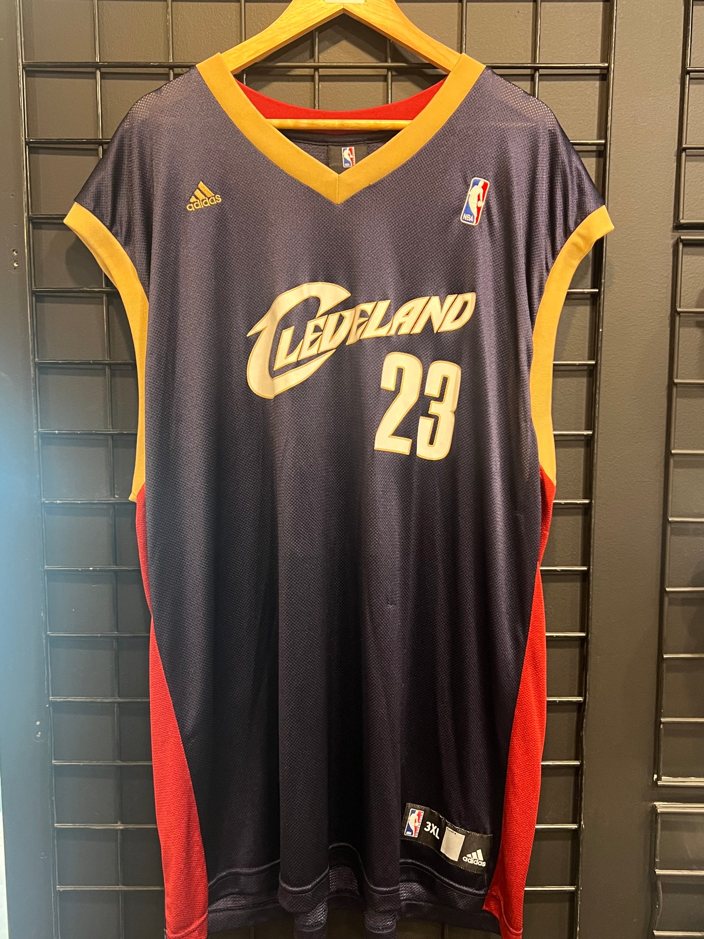 Men’s Adidas LeBron James Jersey Size 3XL