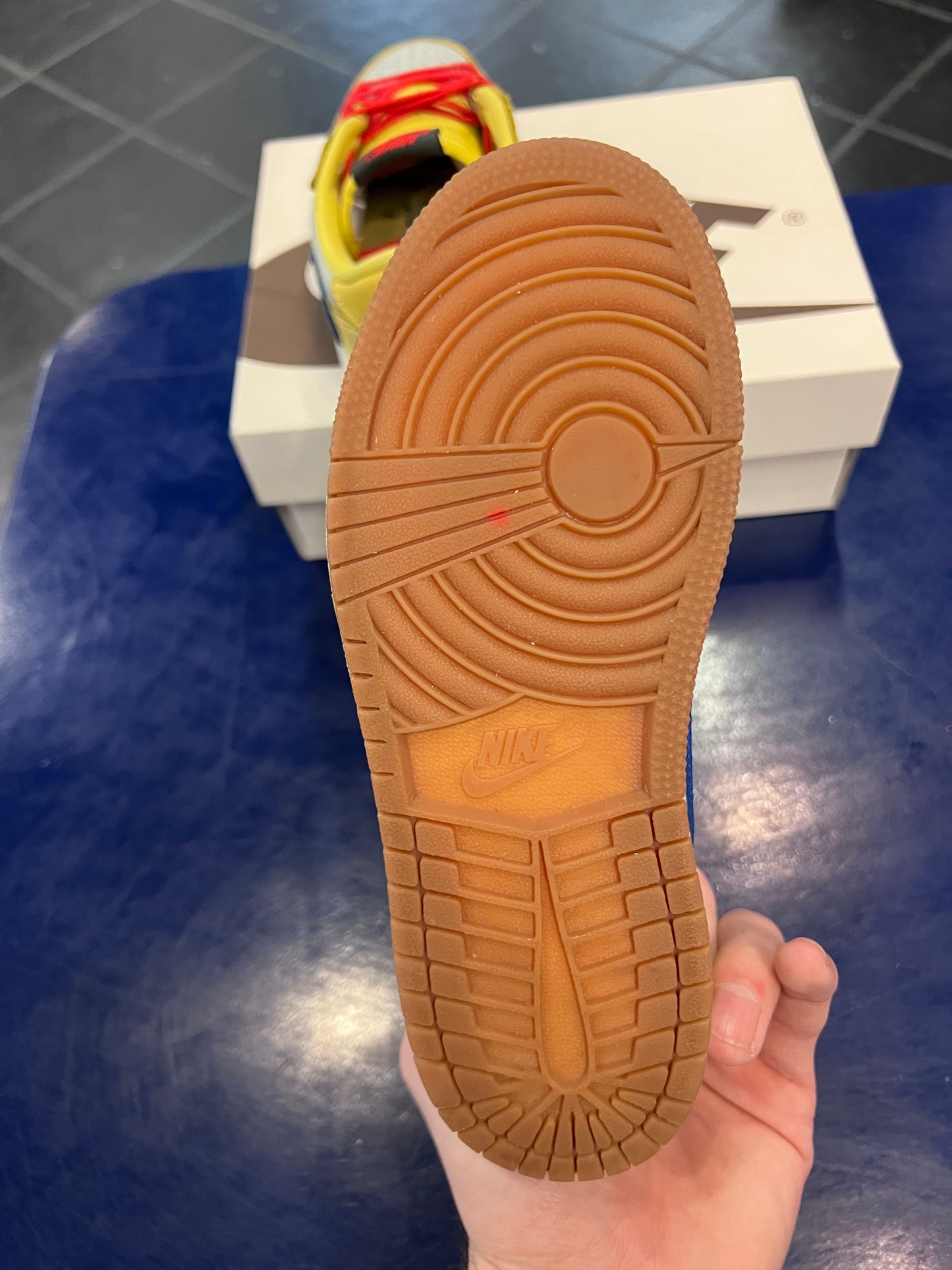 Kids Air Jordan 1 Canary Size 1.5y