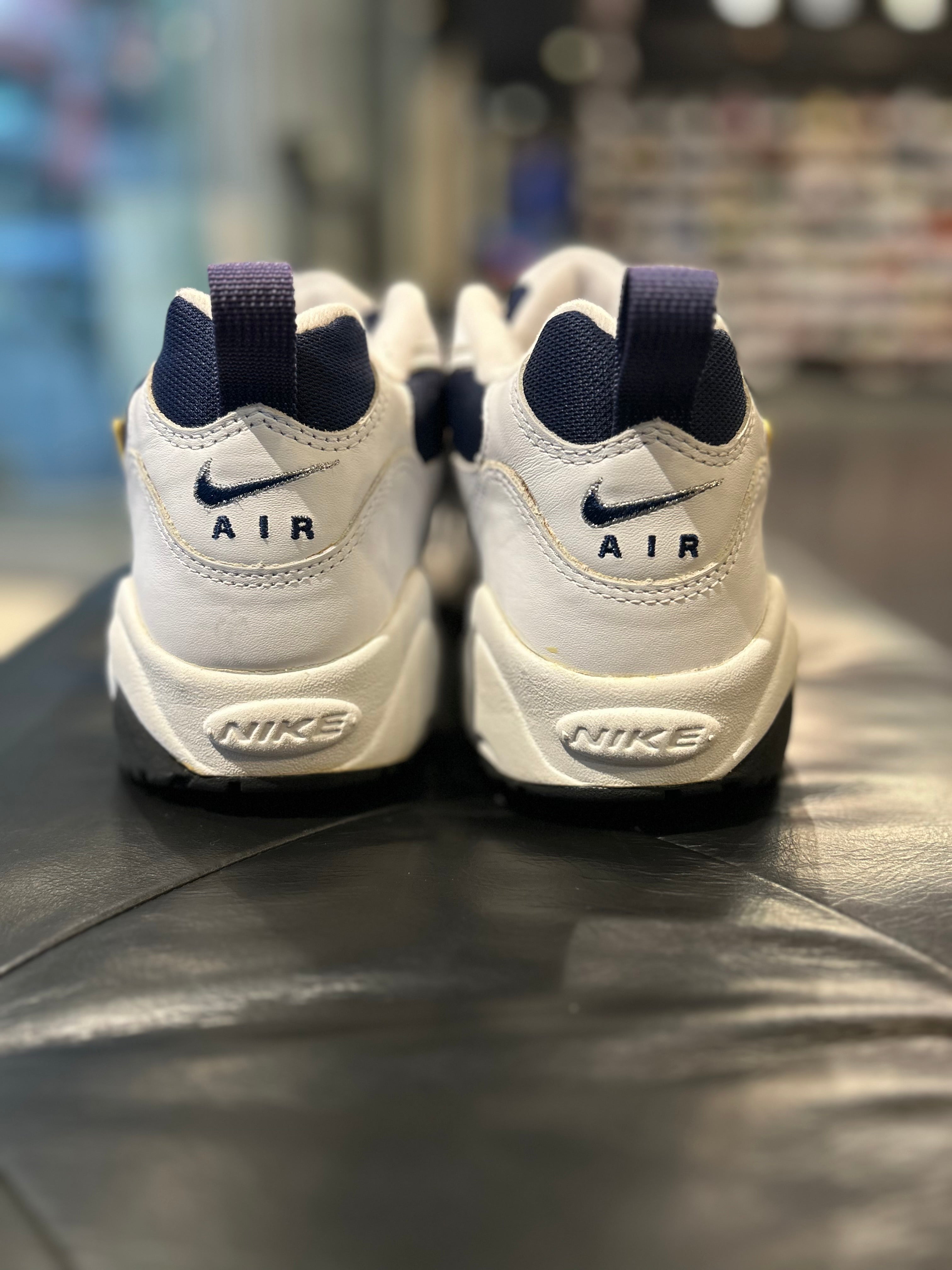 Vintage 1995 Nike Men’s Shoes Size 13