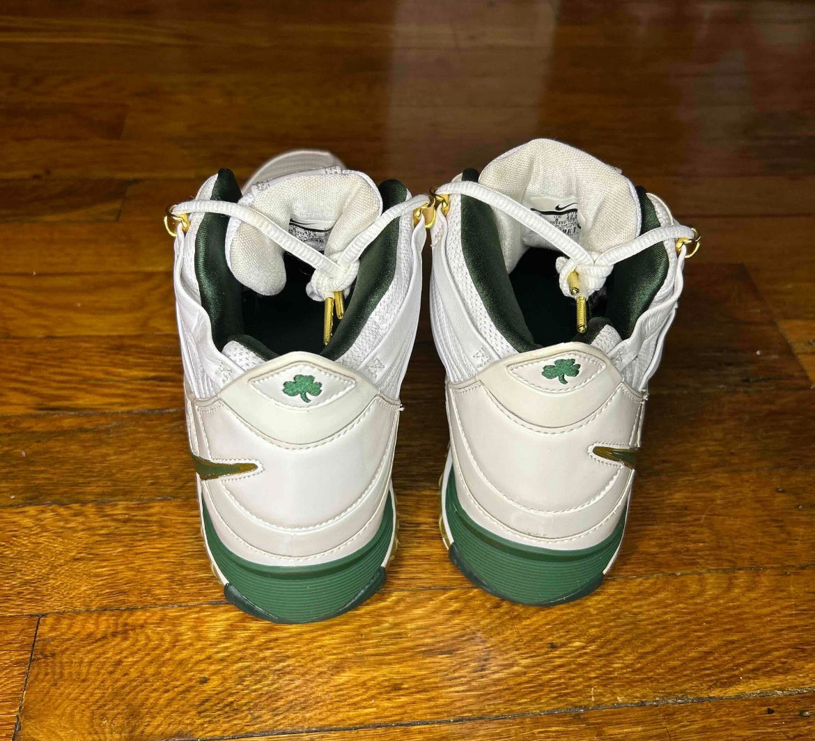 Nike LeBron 3 SVSM Home size 9 Men Shoes