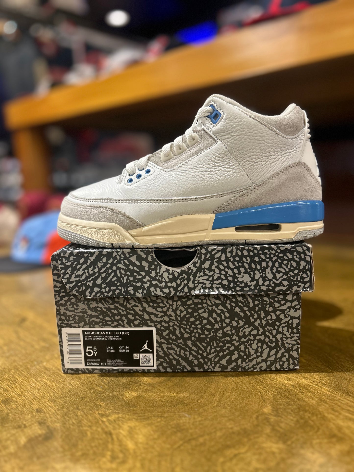 Air Jordan 3 Retro Lucky Shorts Size 5.5y