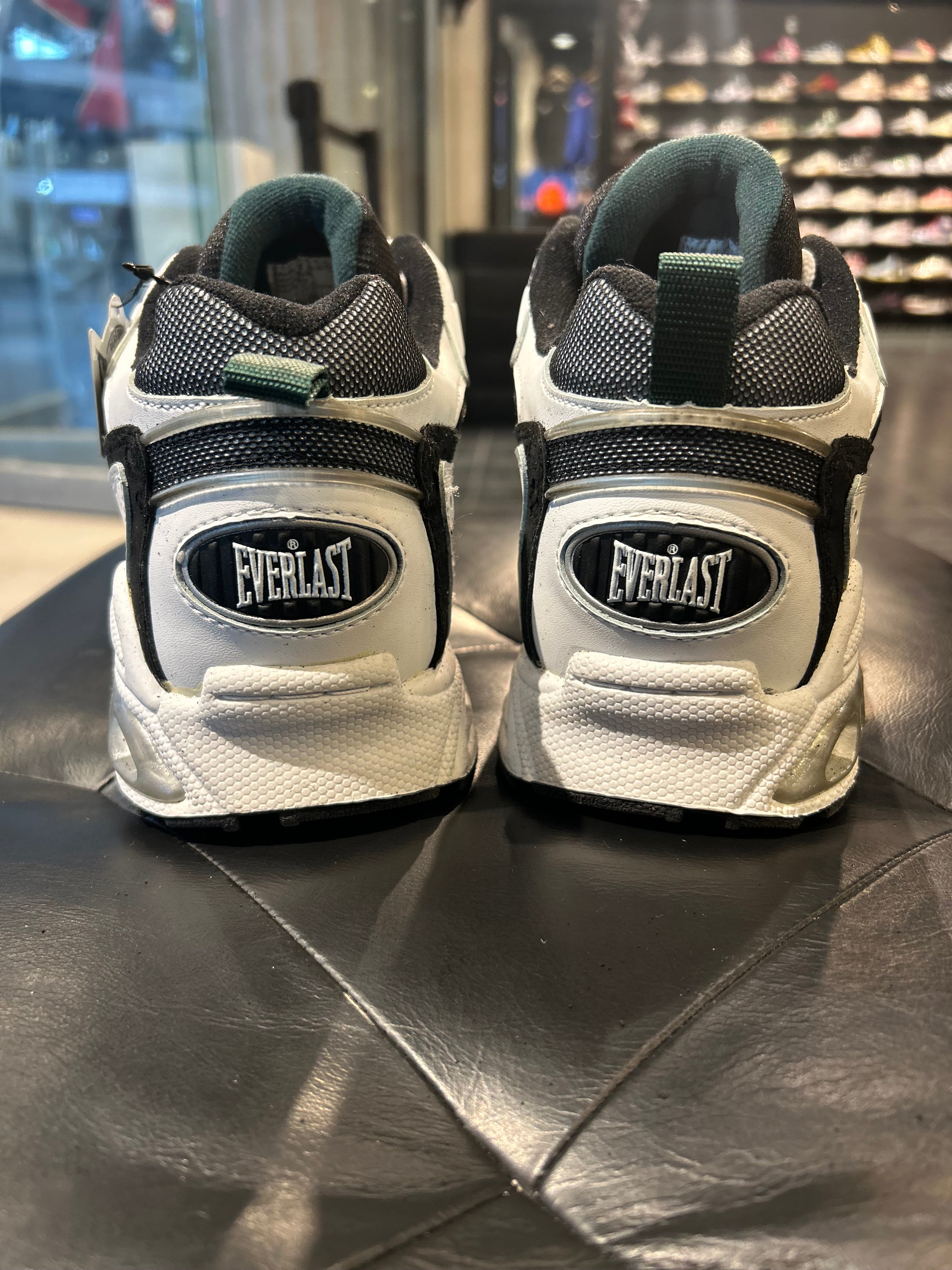 1990s Vintage Everlast Men's Sneakers Size 13