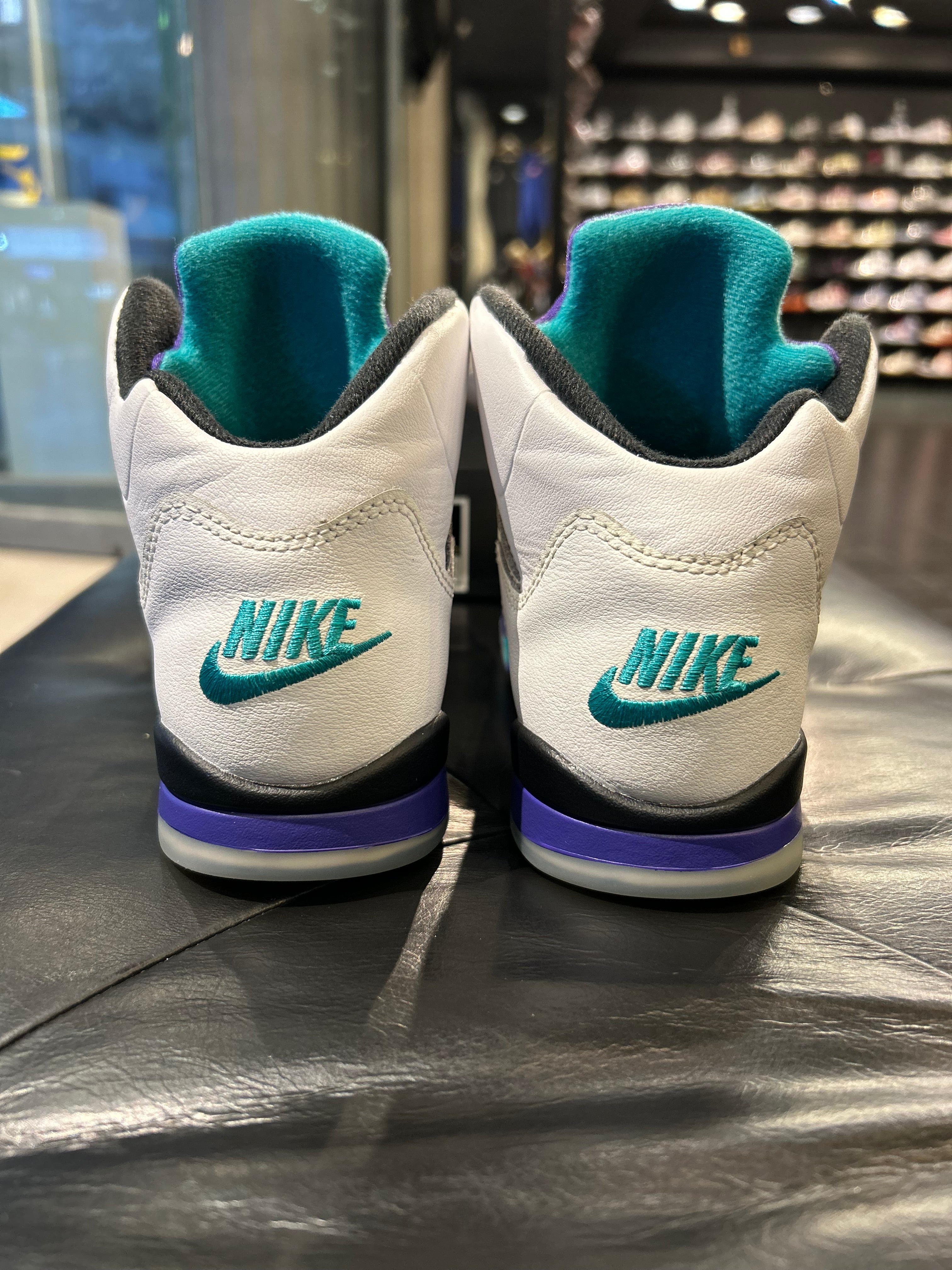 Air Jordan 5 Retro Grape Size 3y Gradeschool Kids Shoes