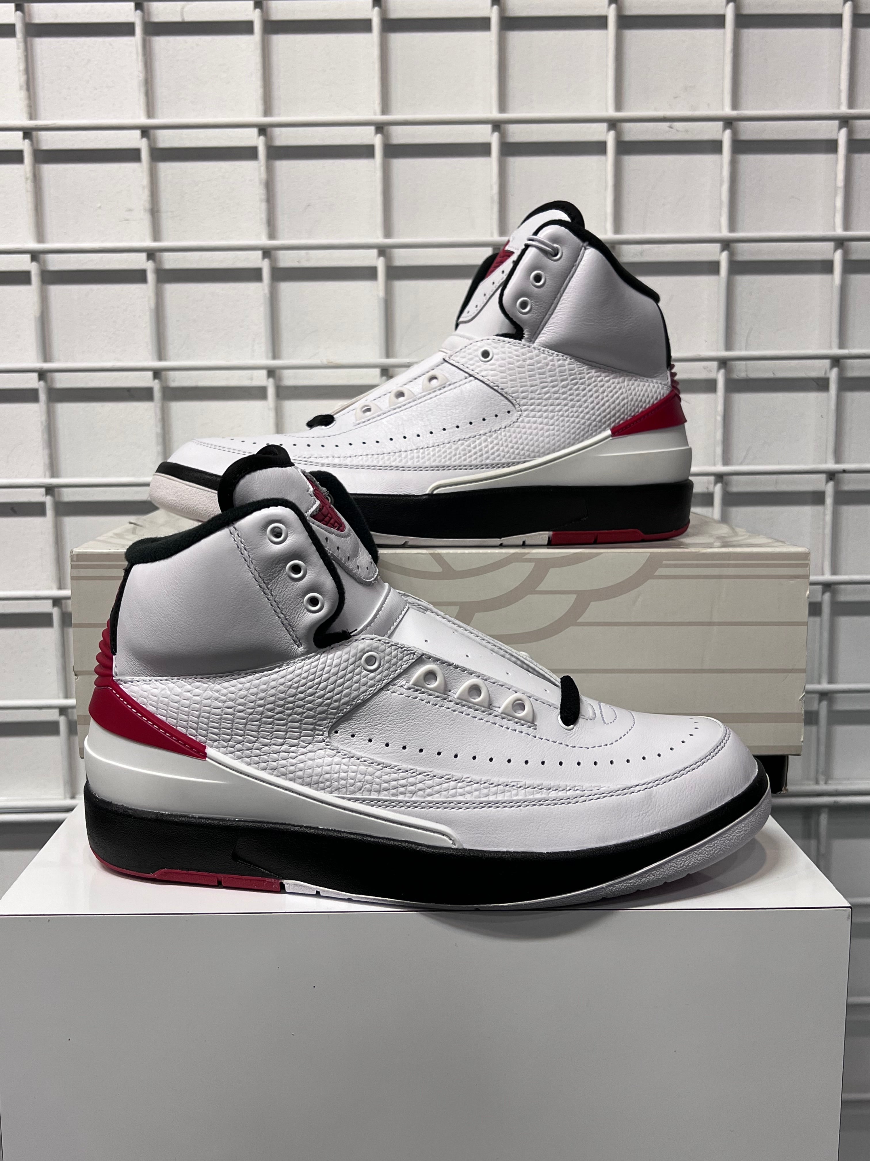 Air Jordan 2 OG Size 8 Men’s Shoes