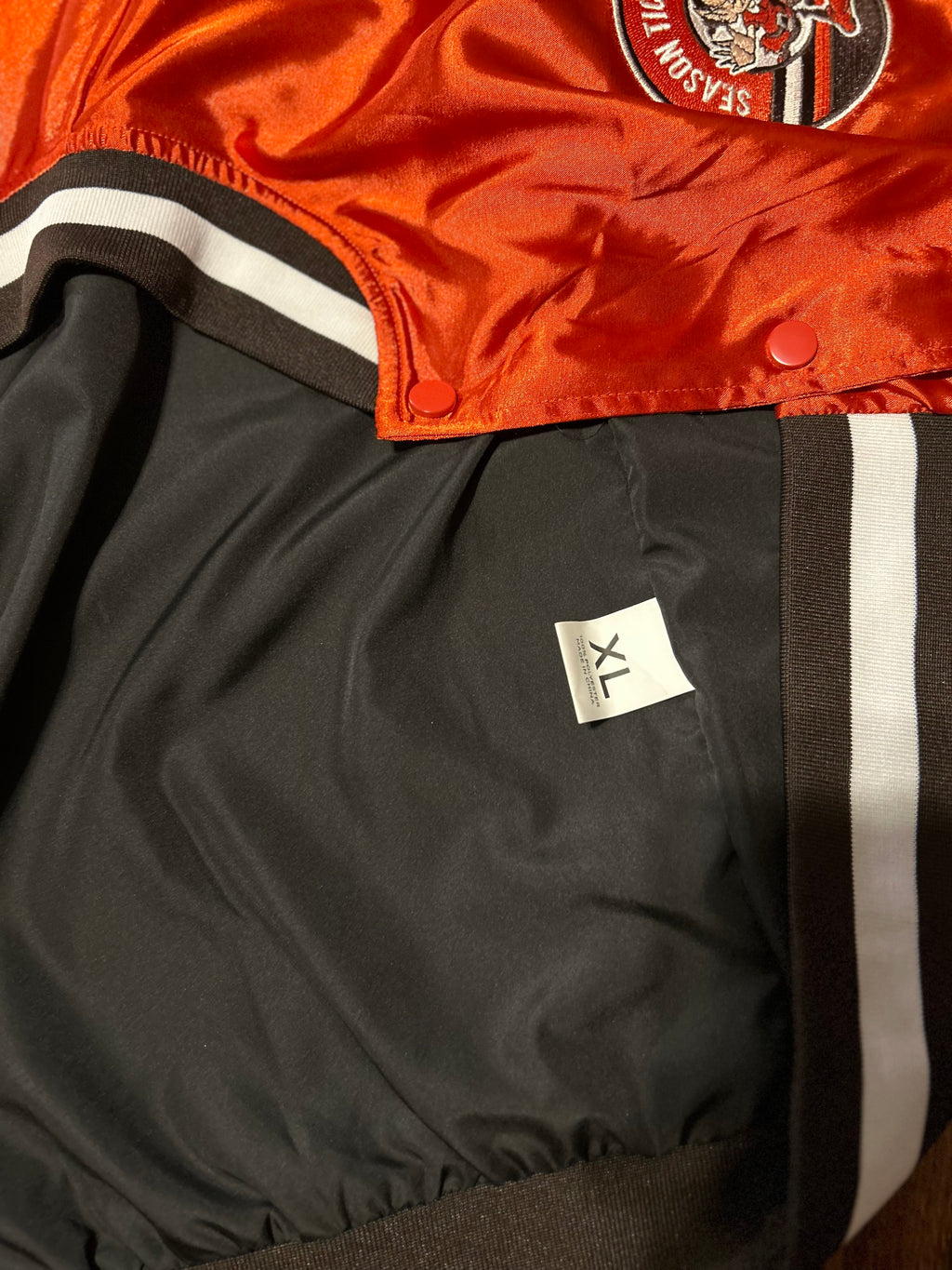 Cleveland Browns Season Ticket Member Jacket XL Brownie Elf Satin Bomber 1946