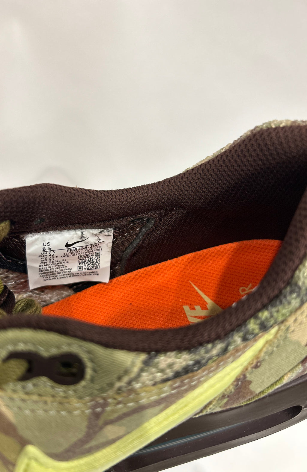 Nike Air Max 1 Camo Size 8.5 Men's Shoes