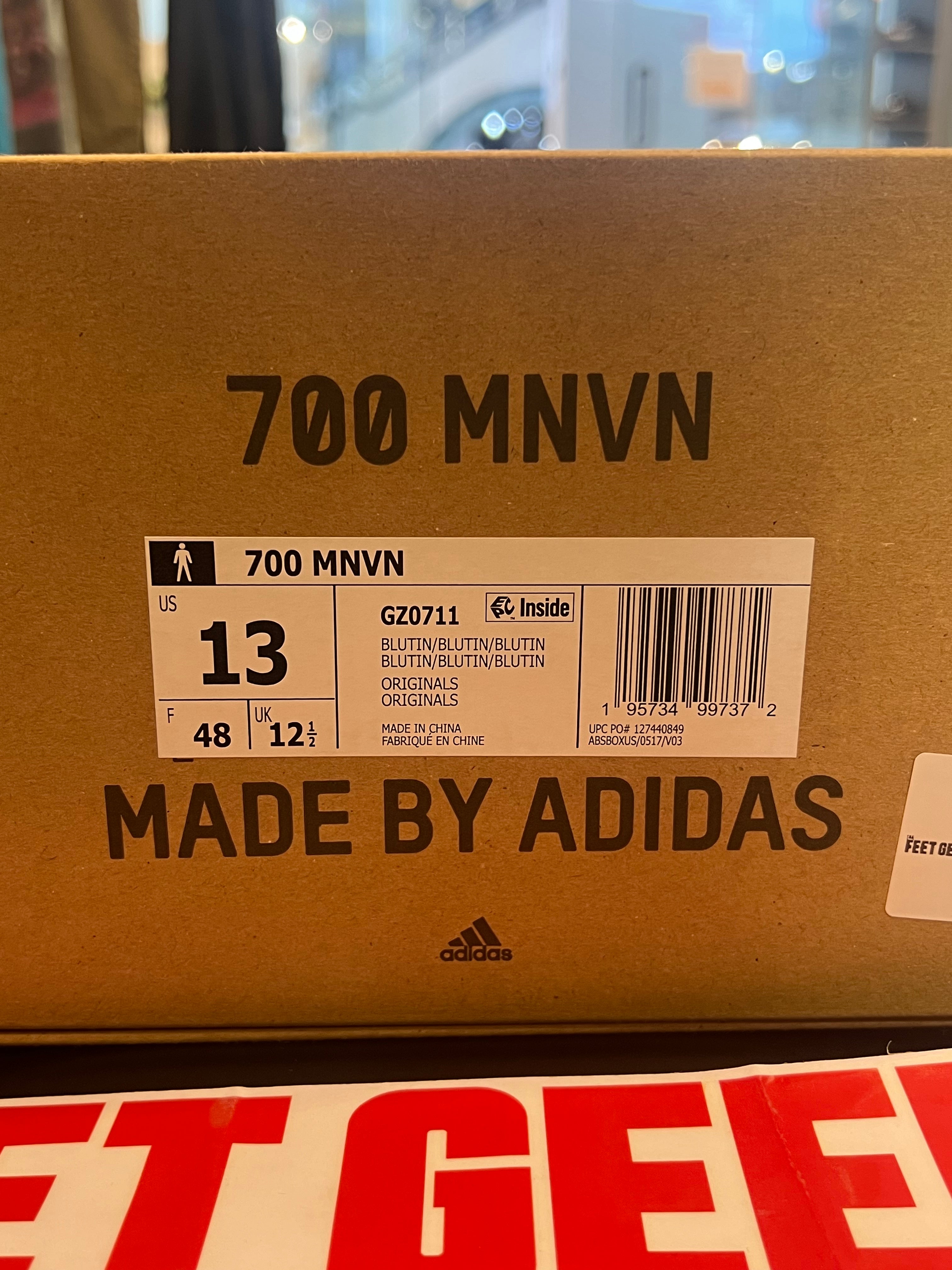 Men’s Adidas Yeezy 700 mnvn blue tint mens shoe new