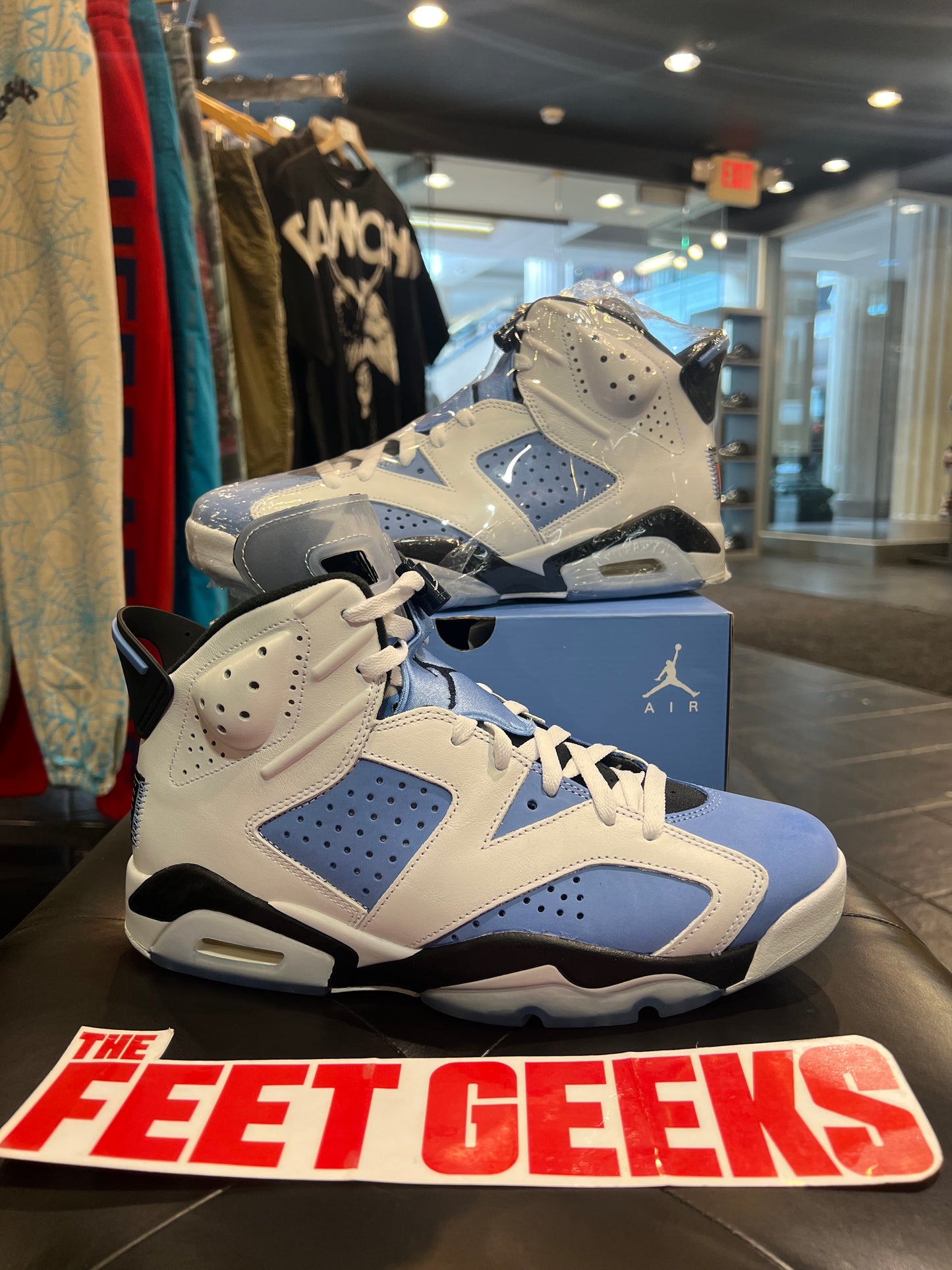 Men’s Air Jordan 6 UNC