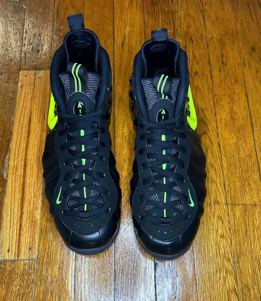Nike Air Foamposite Pro Voltage Size 12 Men Shoes