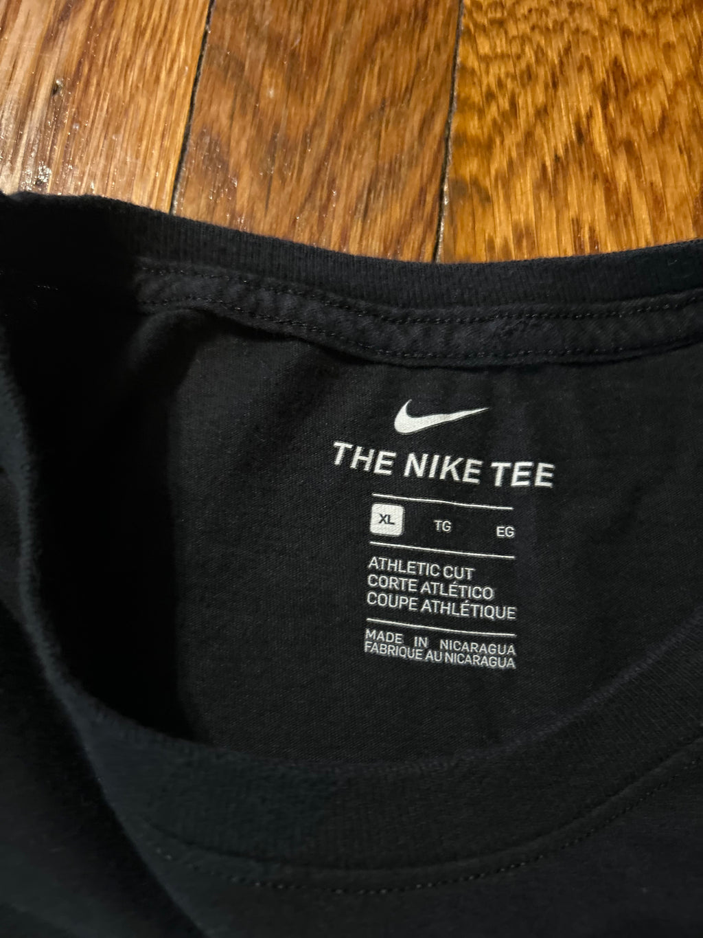 Nike Air Long Sleeve T-Shirt Mens XL Black Box Logo Athletic Cut The Nike Tee